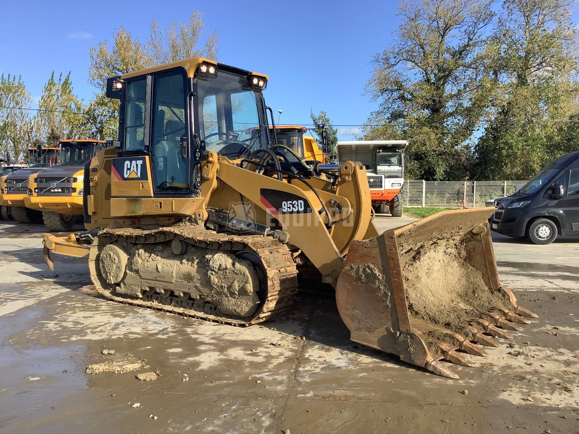 Caterpillar 953D  - - Used Tracked Loader