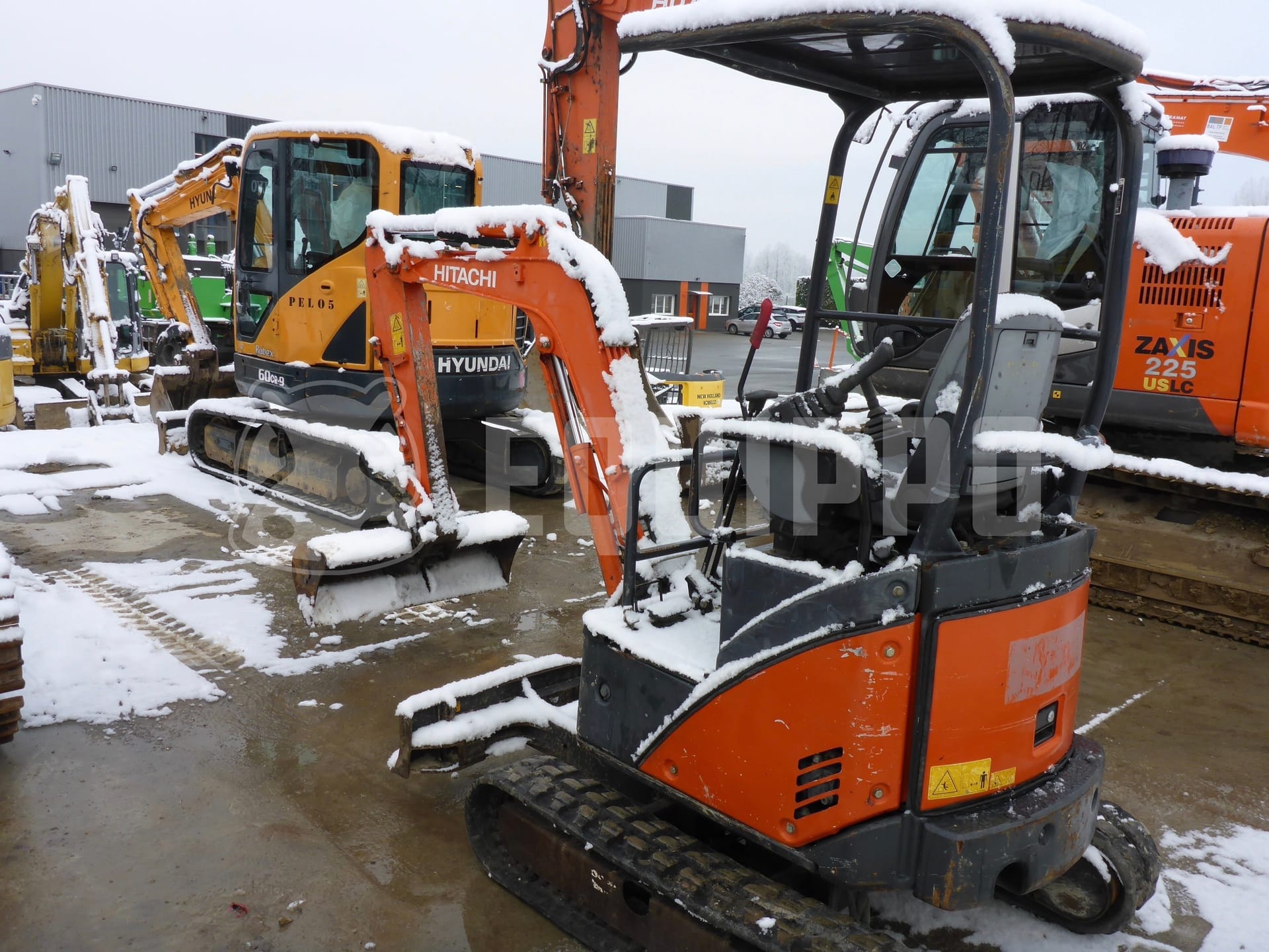 Hitachi ZX17U-2YLP  - - Used Mini Excavator  < 7t