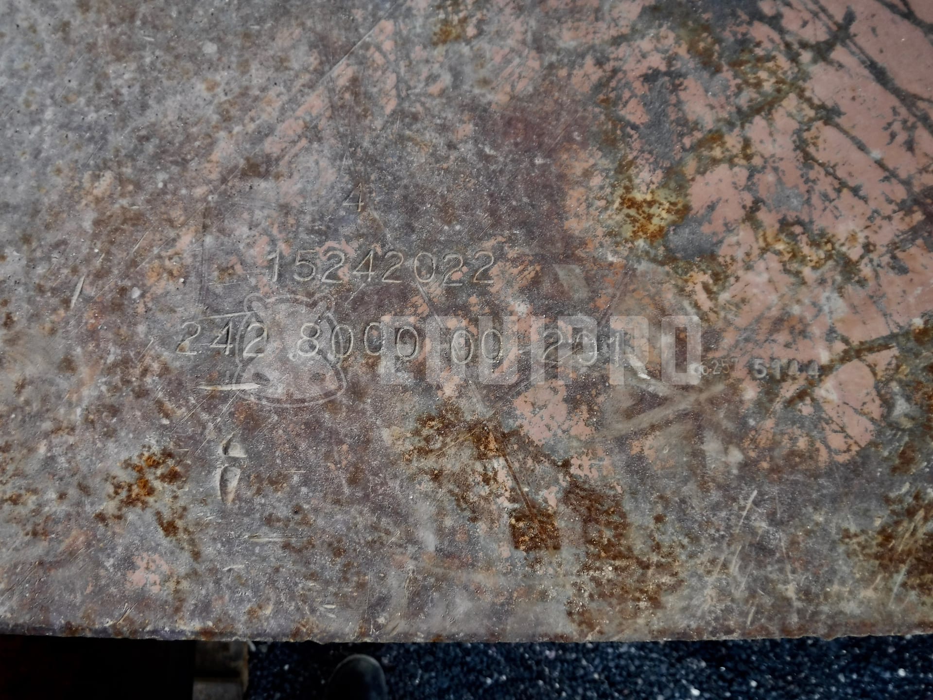Liebherr R974  - Year of manufacturing / Year per serial number plate - Used Tracked Excavator