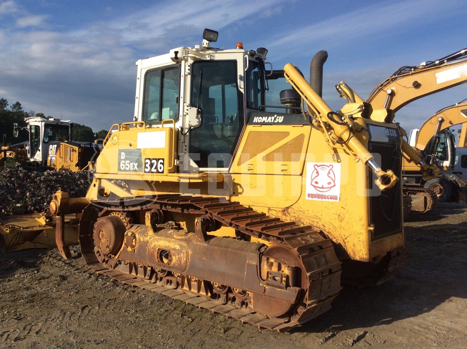 Komatsu D65EX-16  - - Bulldozer Usada