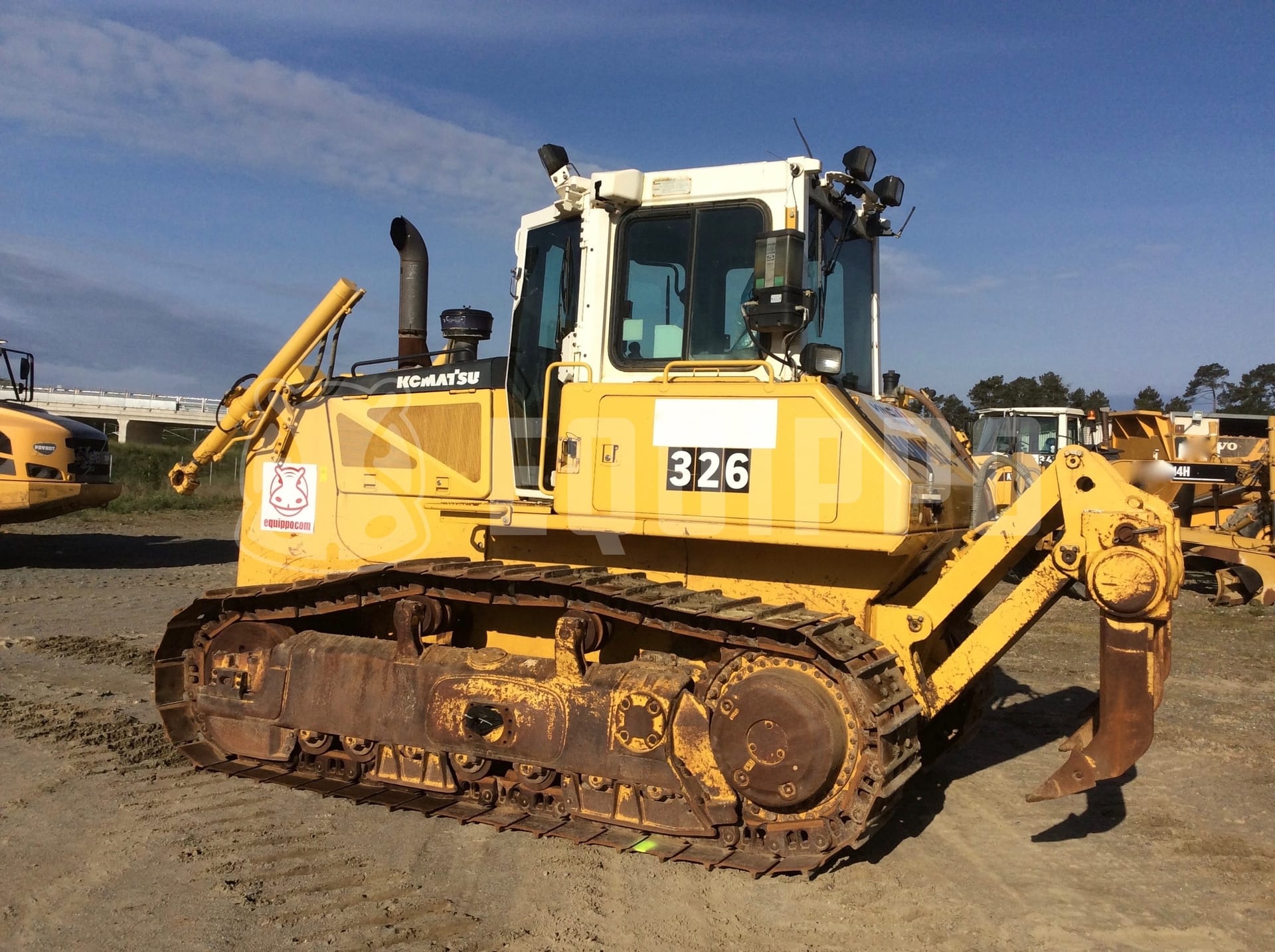 Komatsu D65EX-16  - - Bulldozer Usada