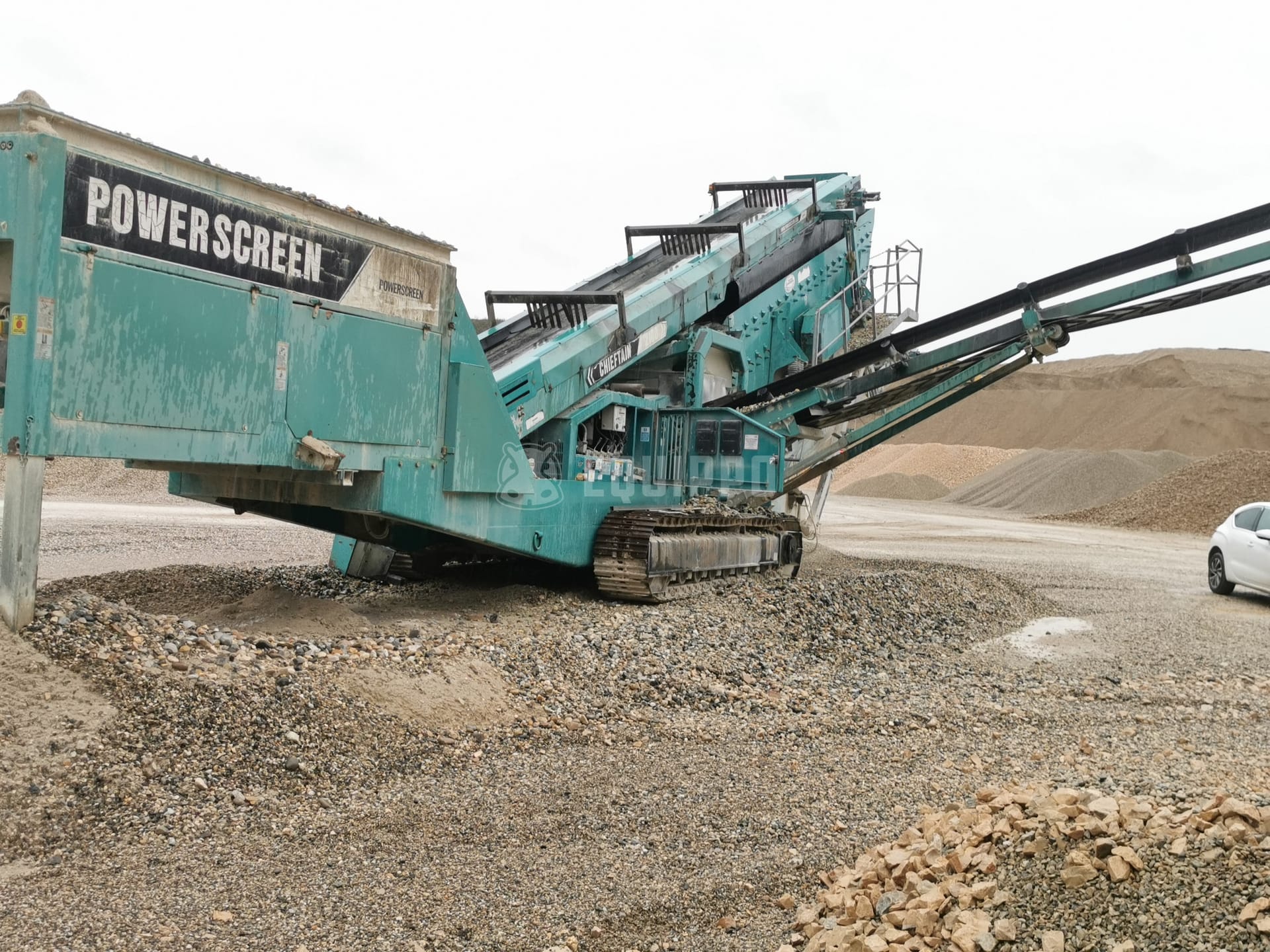 Powerscreen Chieftain 2100 Double Deck - - Gebrauchte Siebanlage