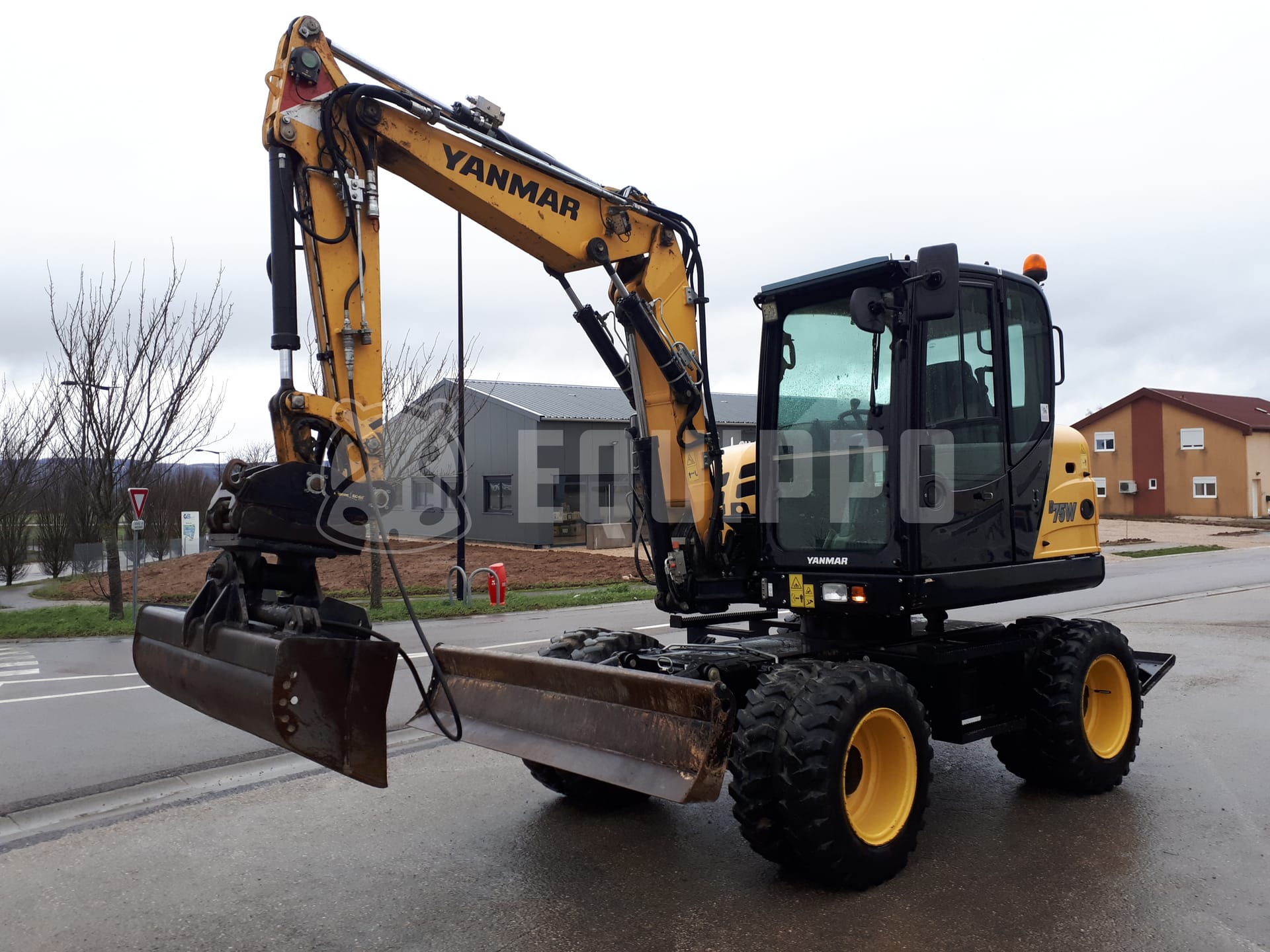 Yanmar B75W - - Used Wheeled Excavator