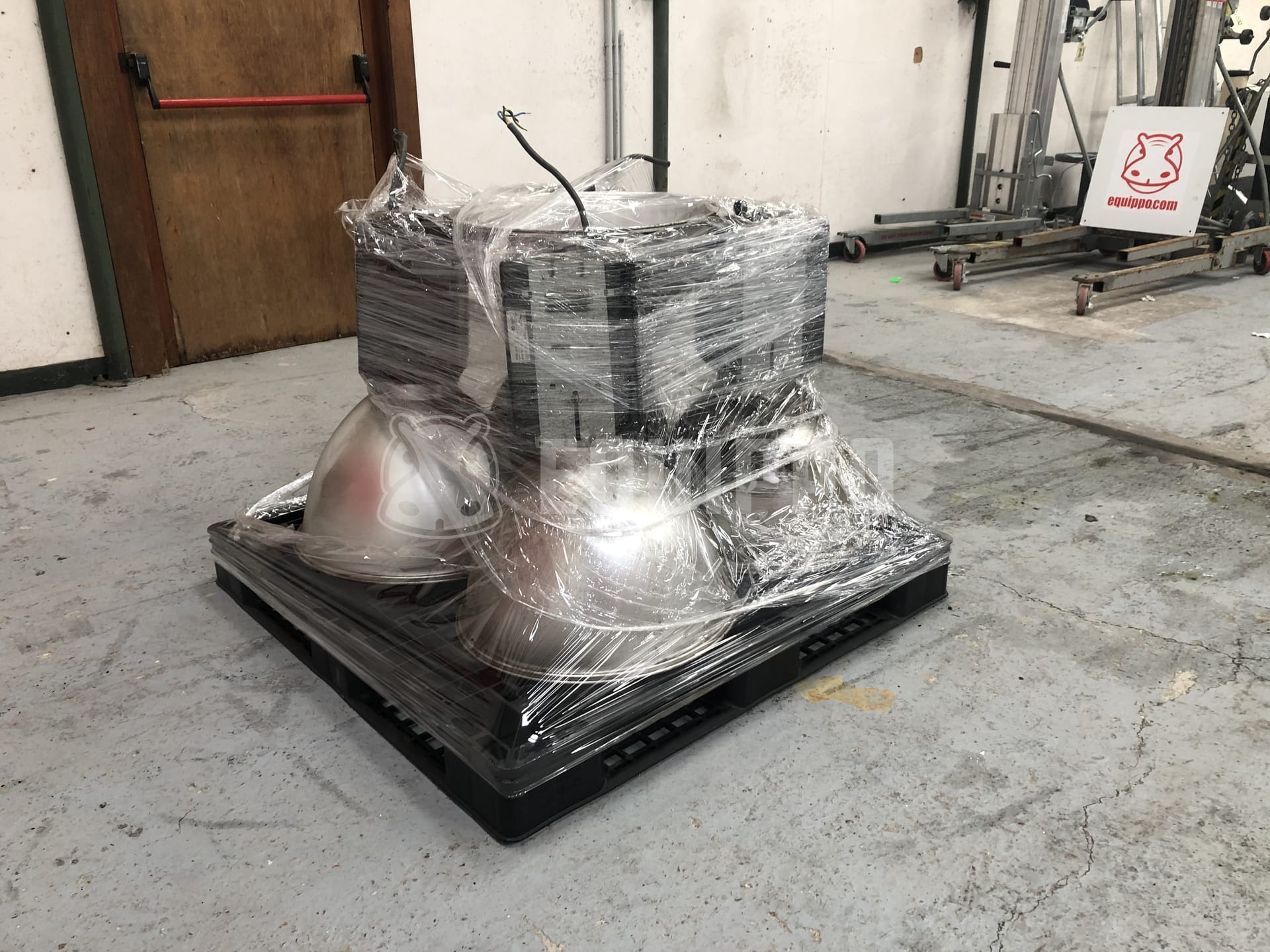 NORDEX lighting 5x POLAR IP 20  - - Used Small Equipment