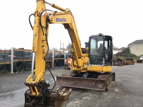 Komatsu nissan knwf 12t