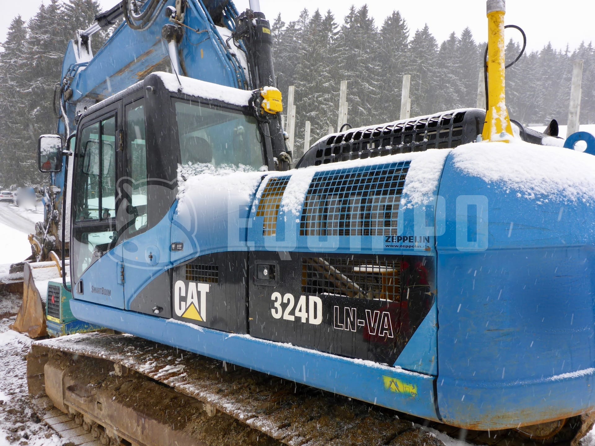 Caterpillar 324D  - - Used Tracked Excavator