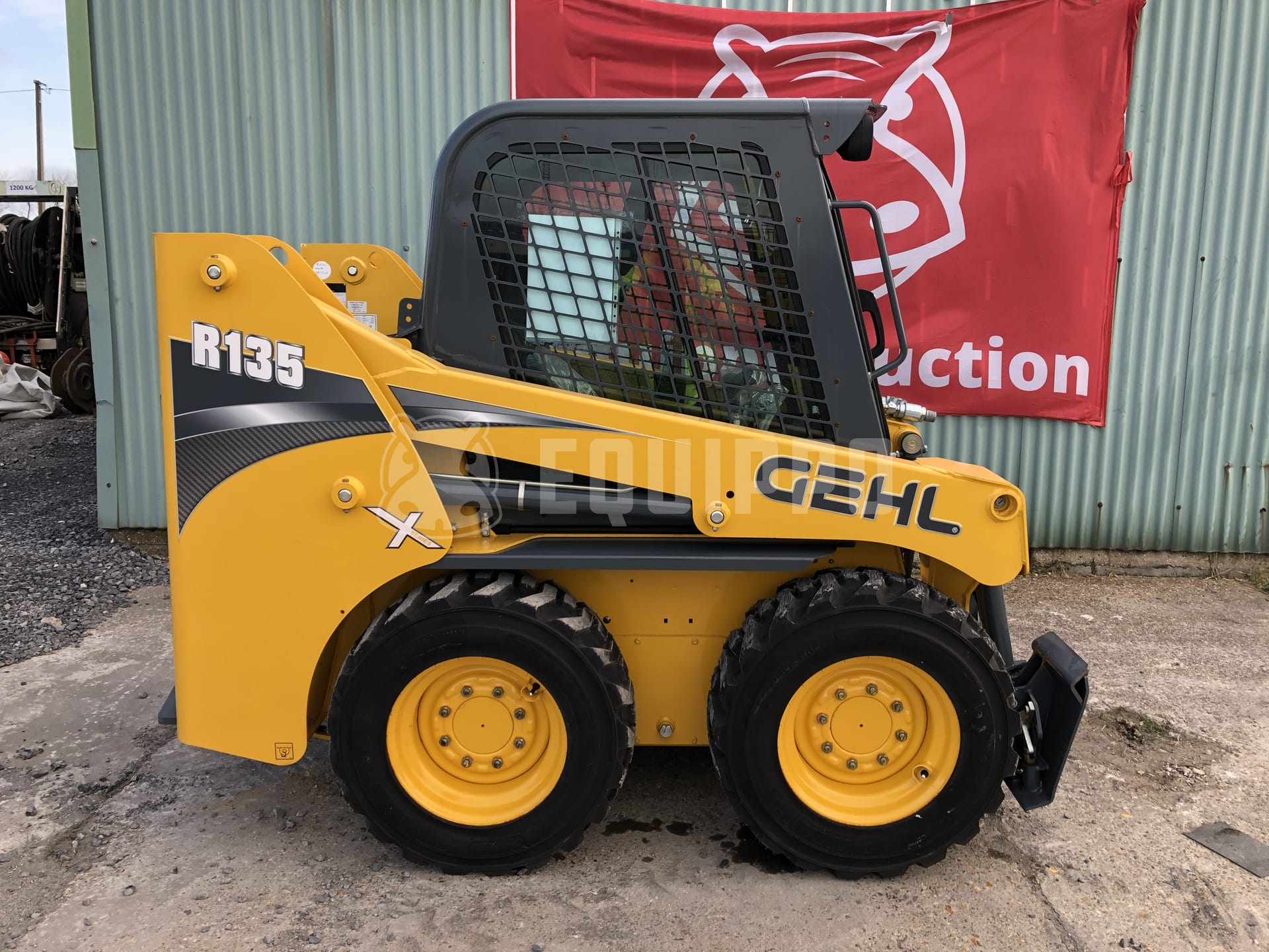 Gehl R135  - - Used Loader