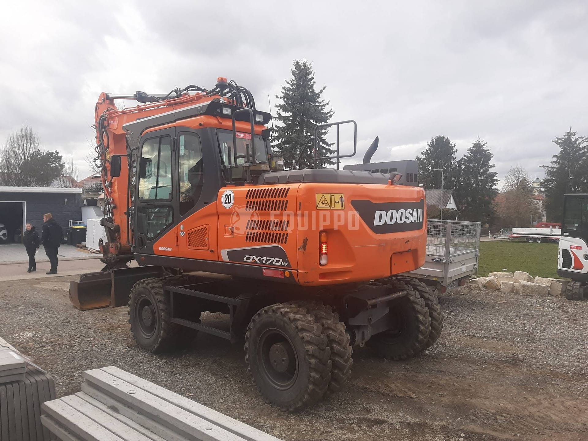 Doosan DX170W-5  - - Used Wheeled Excavator