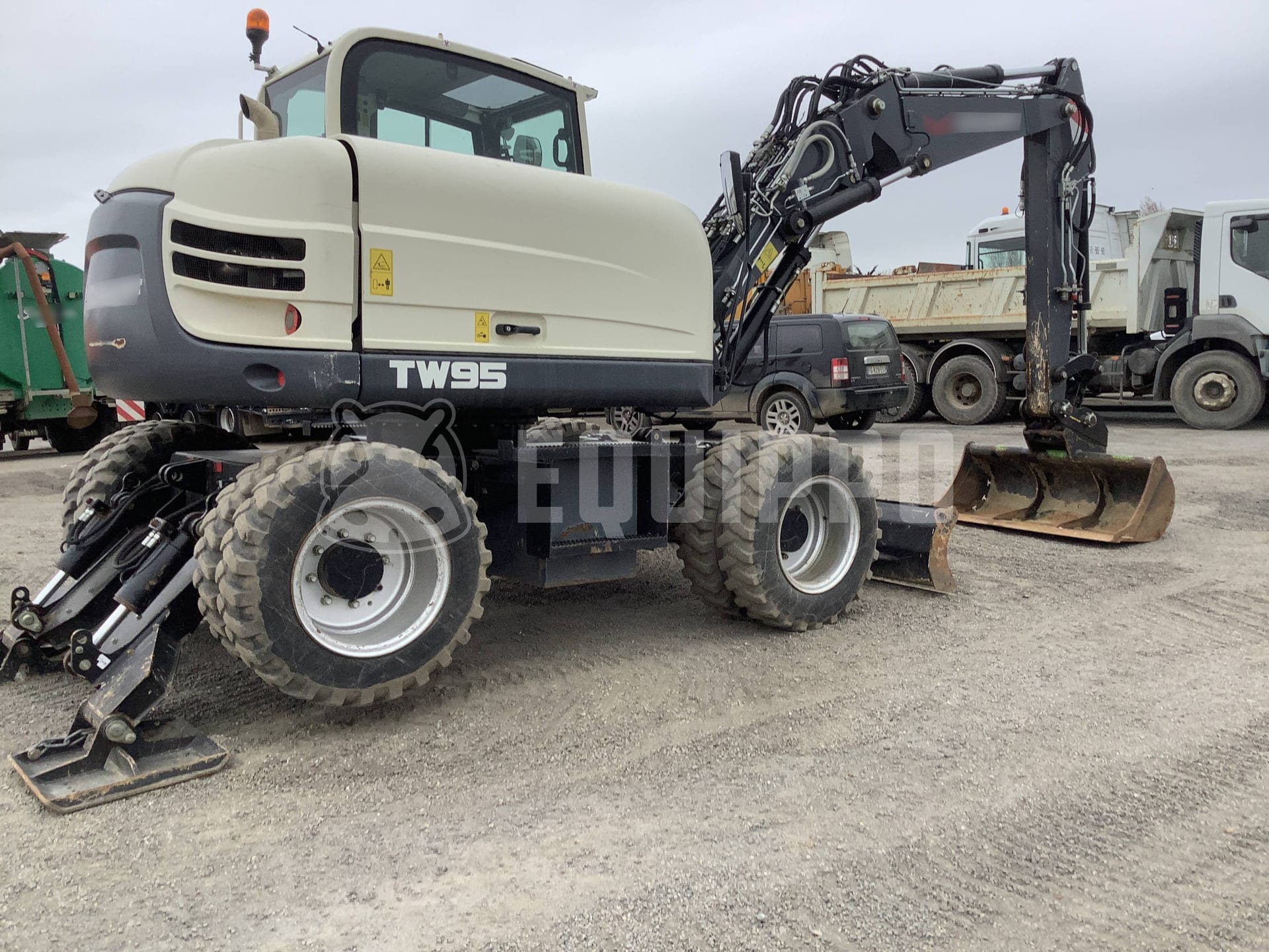 Yanmar TW95  - - Used Wheeled Excavator