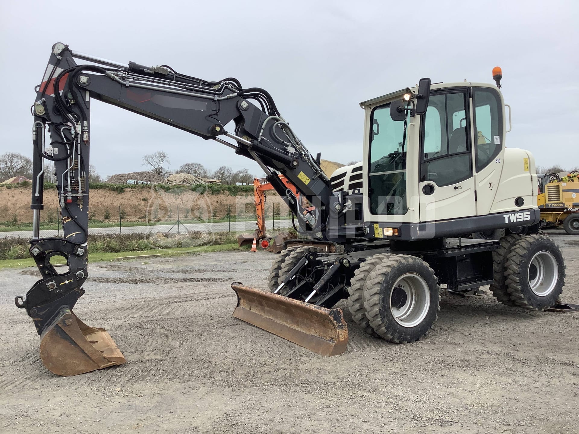Yanmar TW95  - - Used Wheeled Excavator