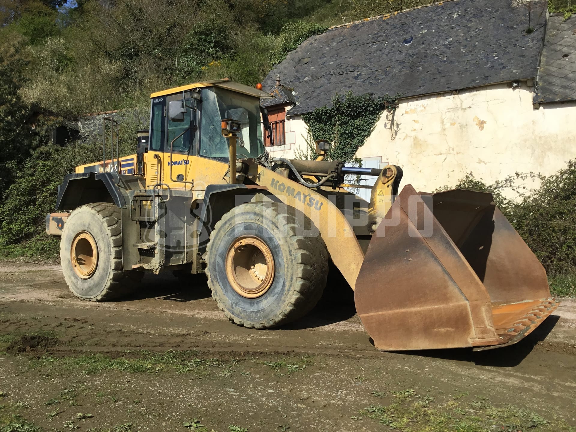 Komatsu WA470-5H  - - Used Wheel Loader