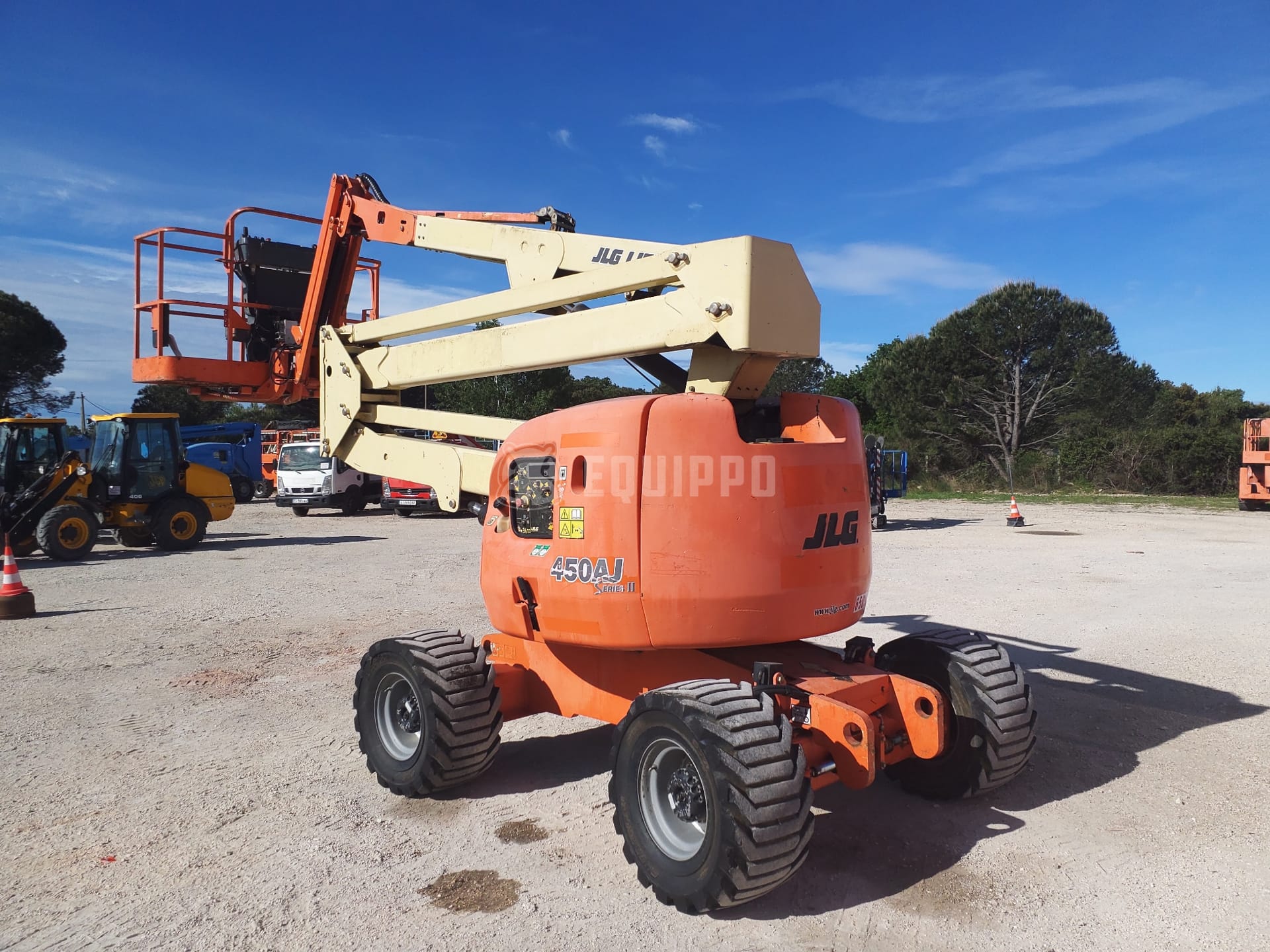 JLG 450AJ  - - Used Articulated Boom Lift