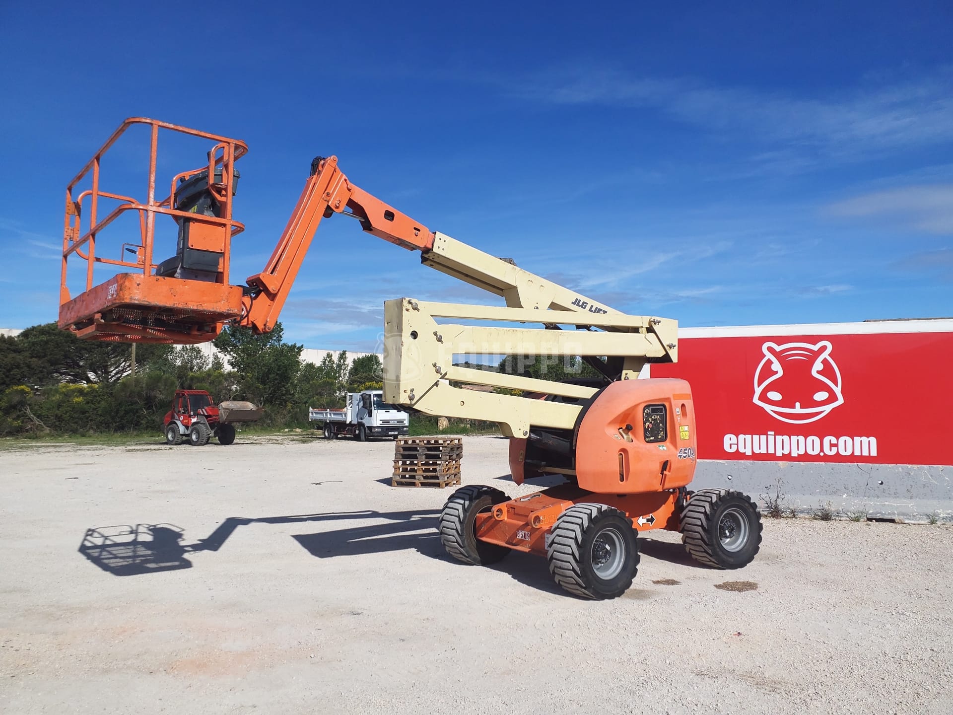 JLG 450AJ  - - Used Articulated Boom Lift