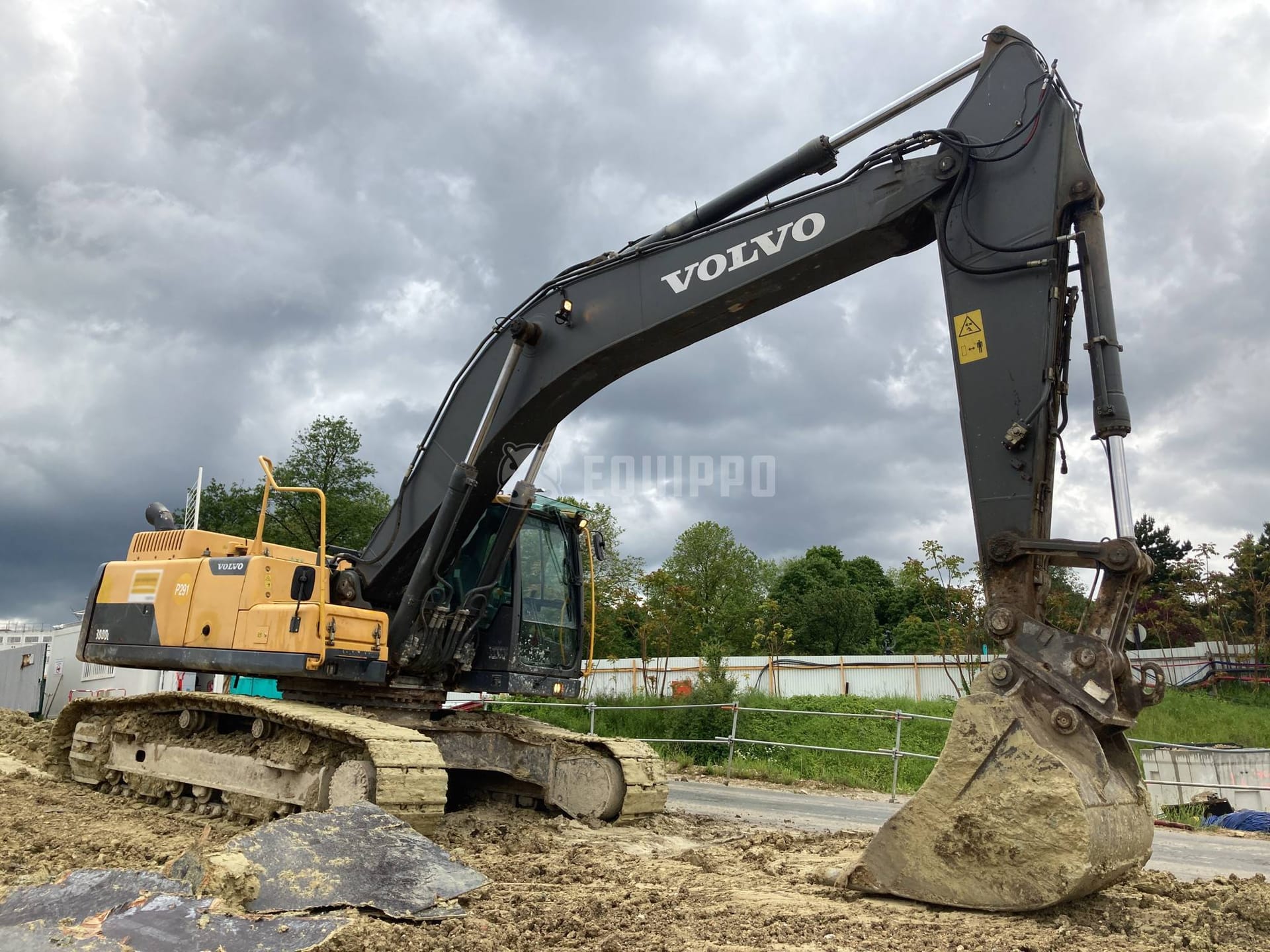 Volvo EC300DL  - - Gebrauchte  Kettenbagger