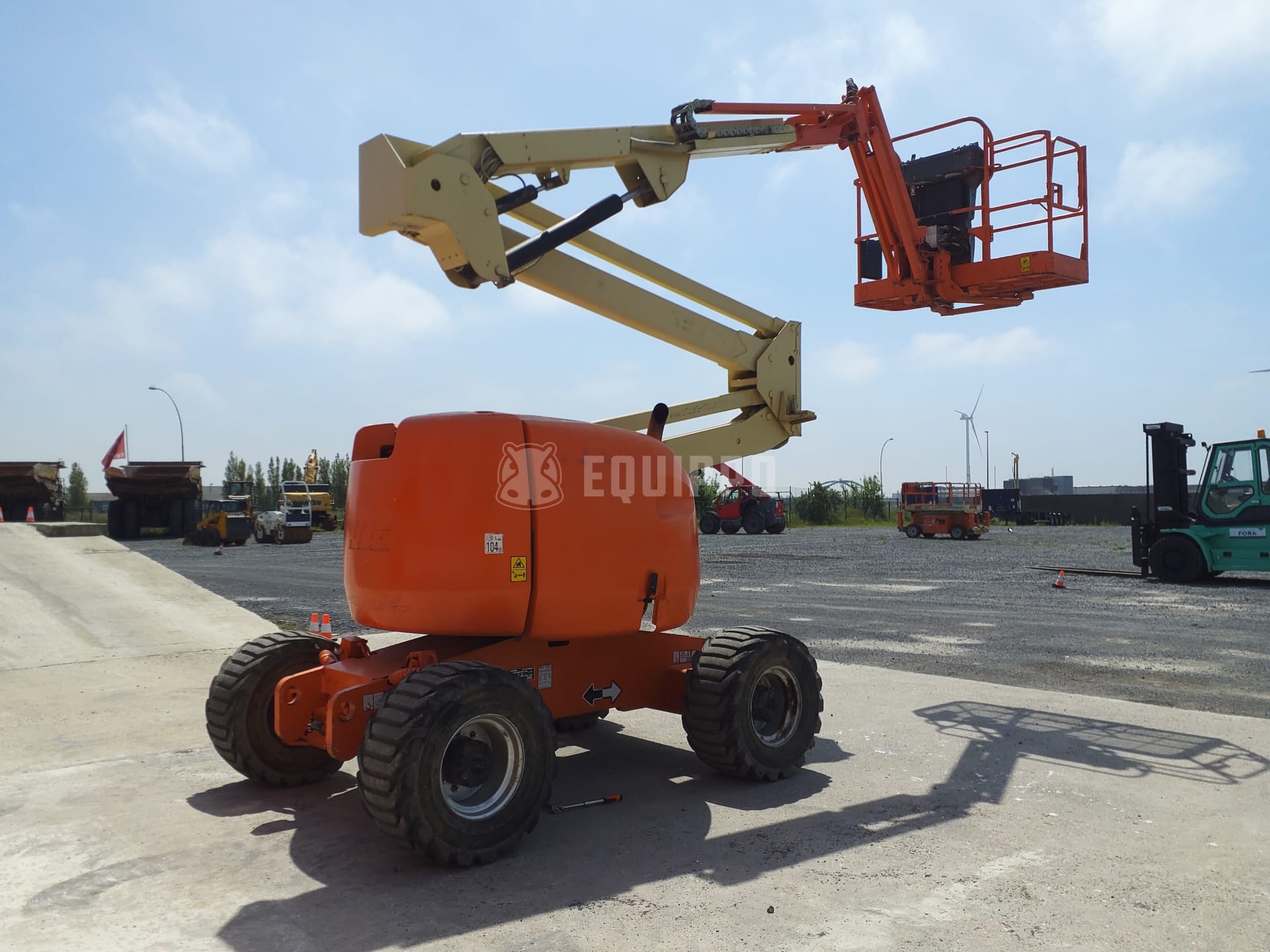 JLG 450AJ  - - Used Articulated Boom Lift