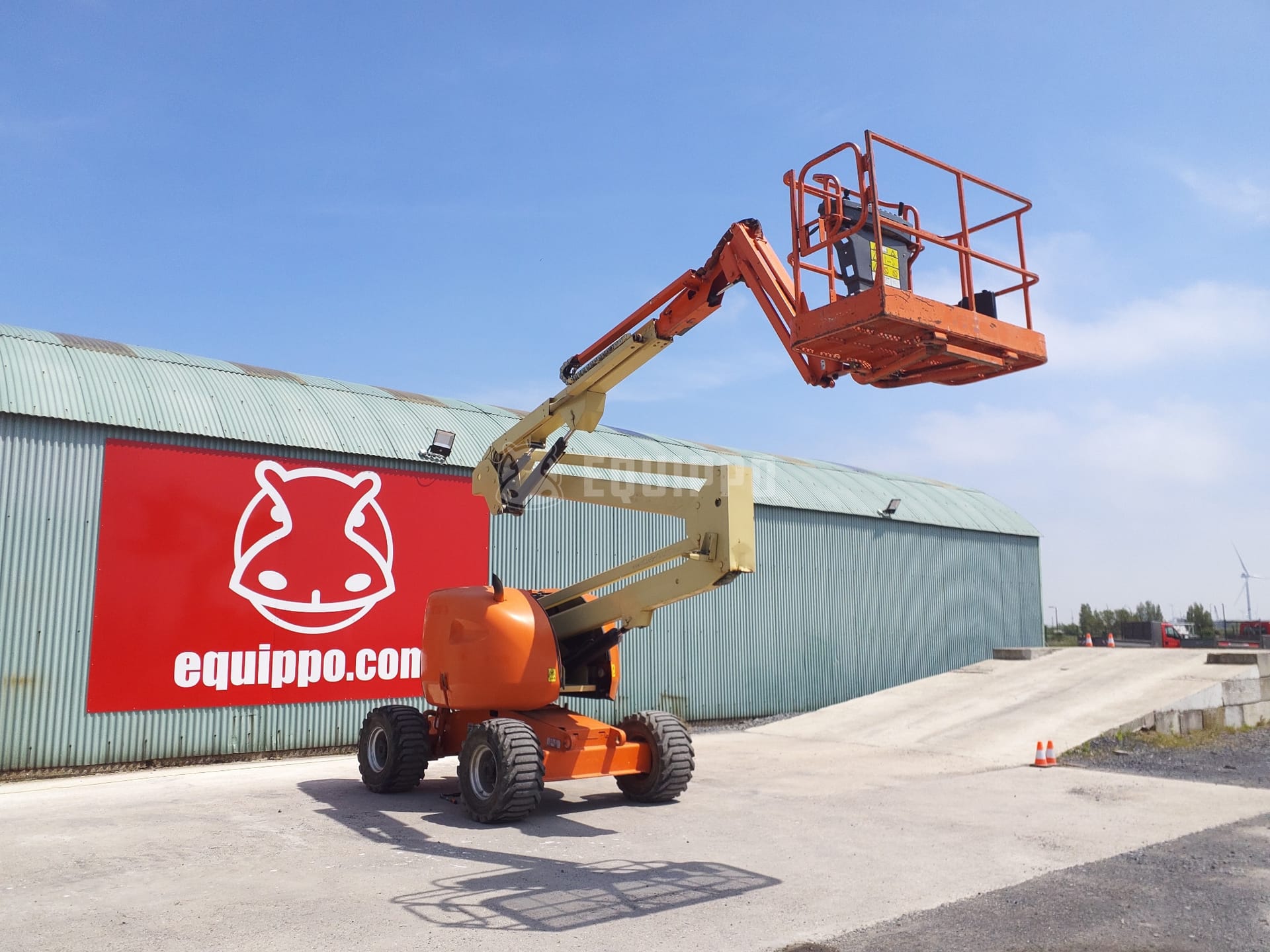 JLG 450AJ  - - Used Articulated Boom Lift