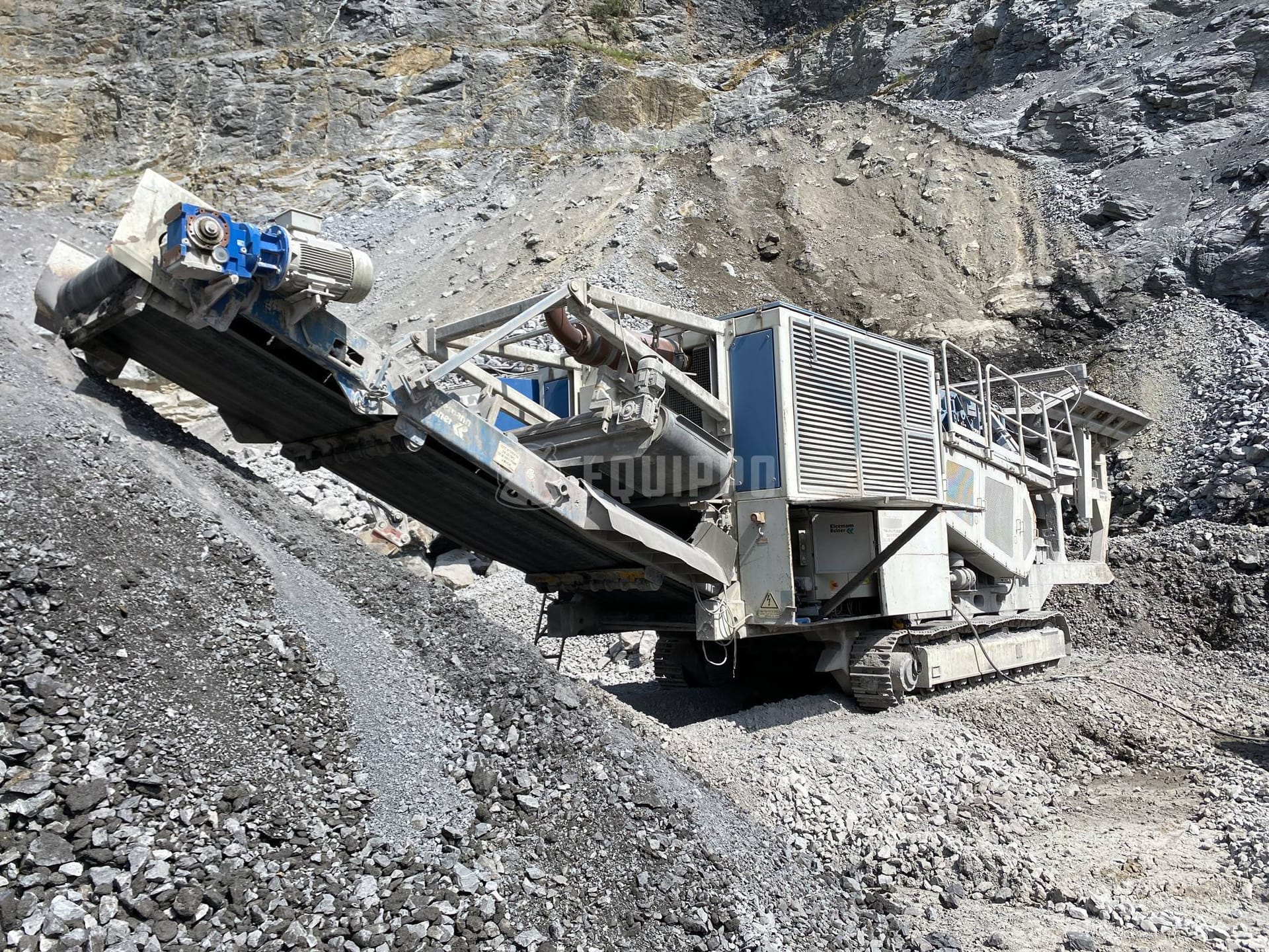 Kleemann Mobirex MR 130 with a New Deutz Engine.  - - Used Crusher
