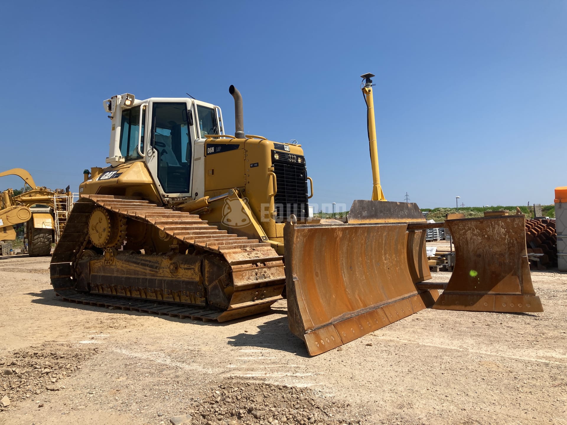 Caterpillar D6N LGP  - - Gebrauchte  Planierraupe