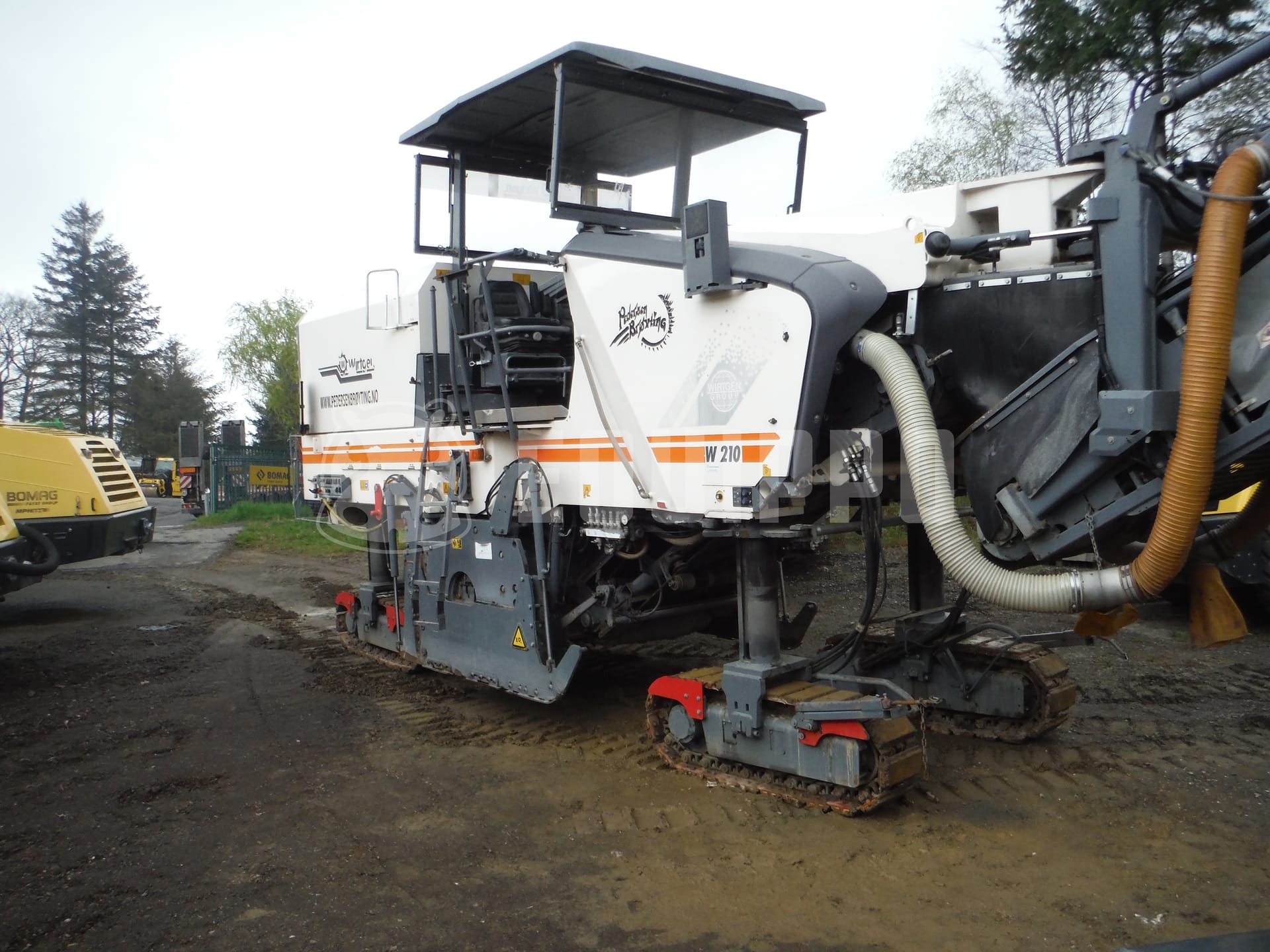 Wirtgen W 210  - - Used Asphalt Recycler