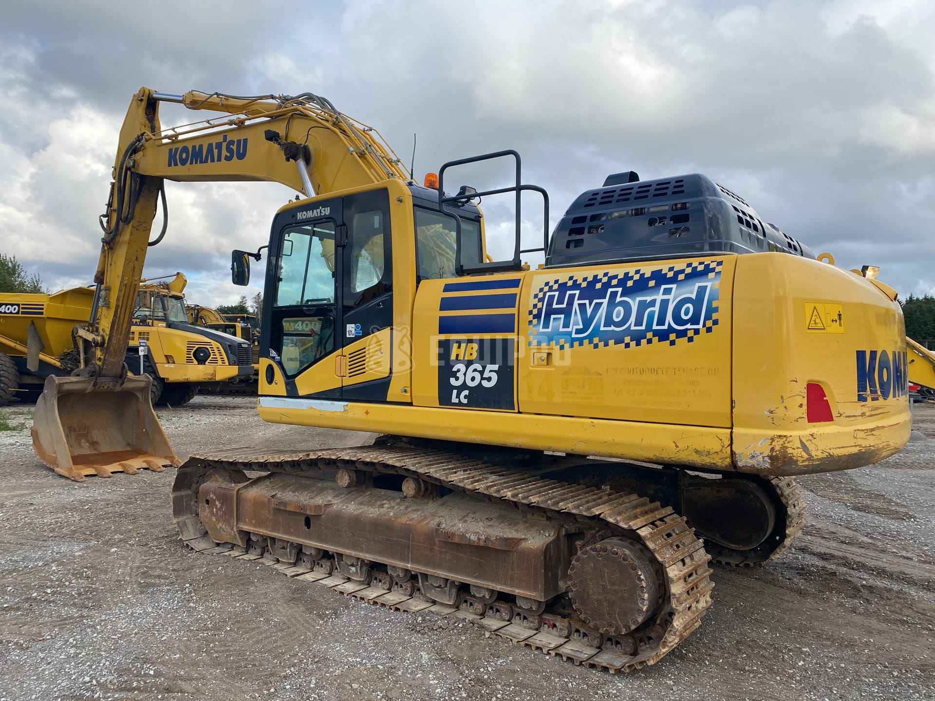 Komatsu HB365LC-3 - - Gebrauchte Kettenbagger