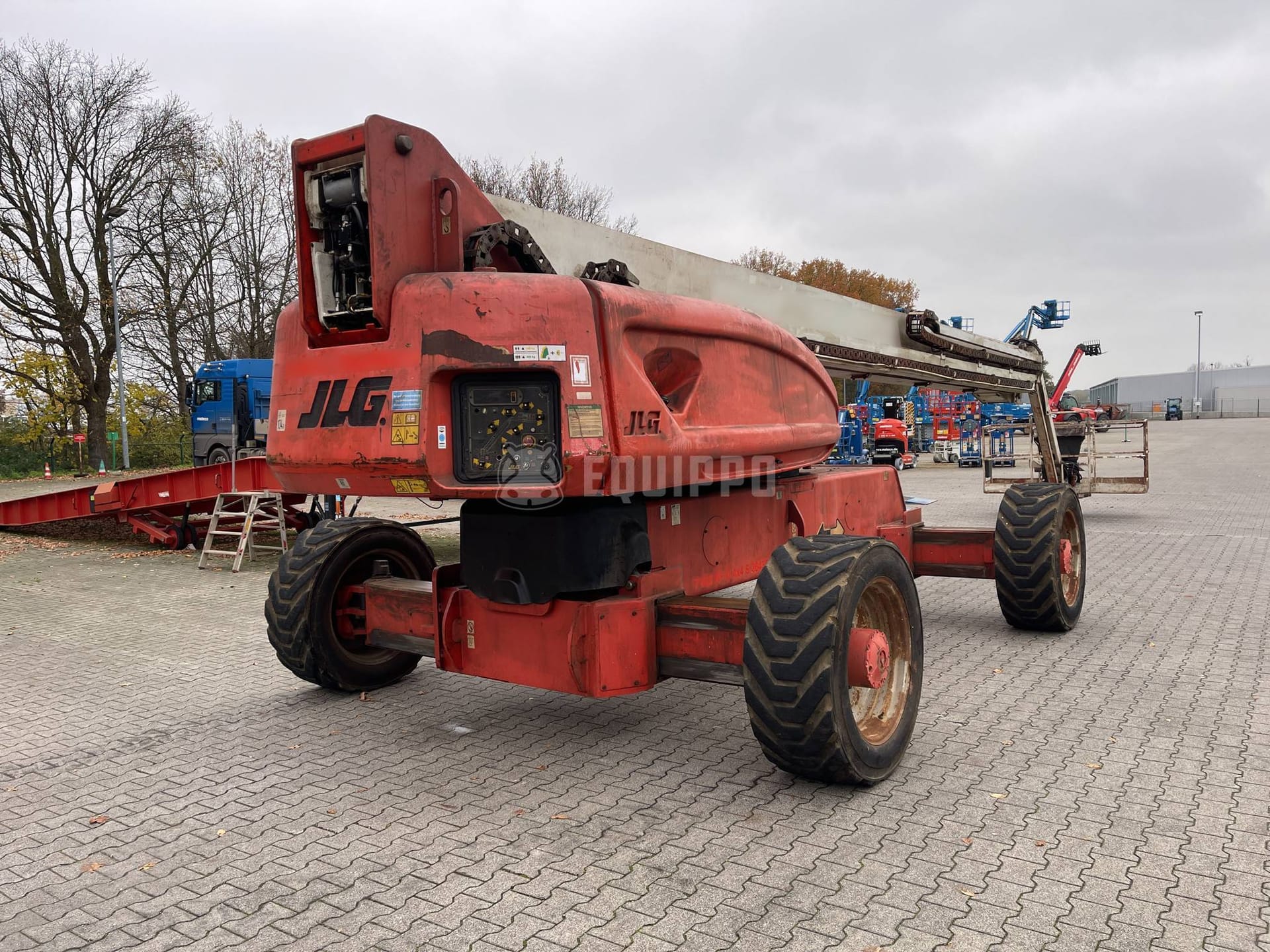 JLG 1350SJP - - Used Articulated Boom Lift