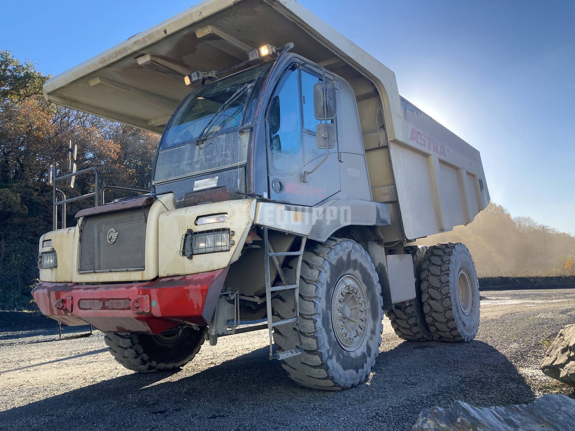 Astra RD32C  - - Used Rigid Dump Truck