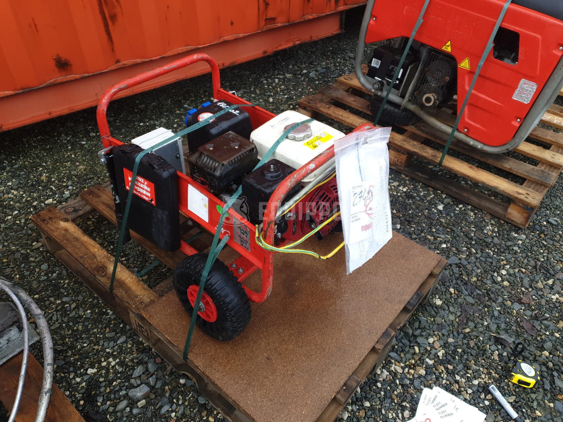 Pramac Generator E4000 (For parts only) - - Used Generator Set