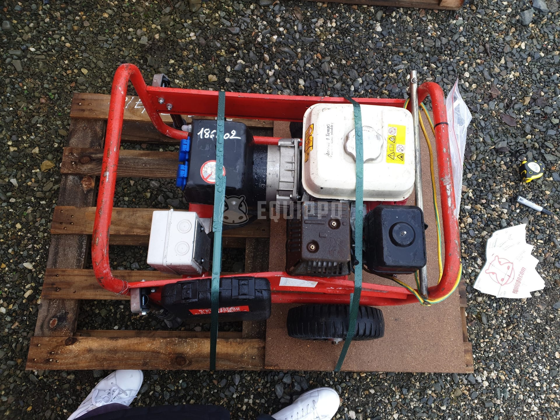 Pramac Generator E4000 (For parts only) - - Used Generator Set