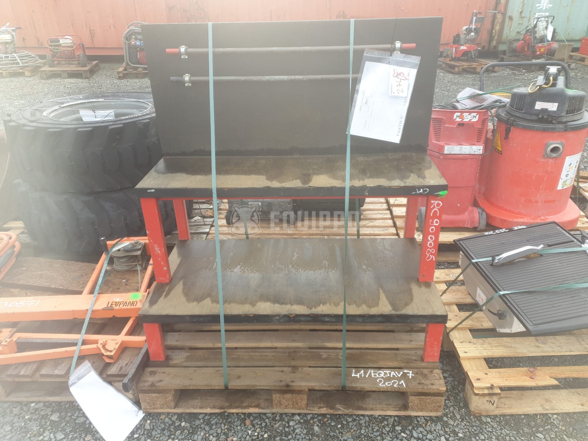--- Battery charging table - - Used Small Equipment