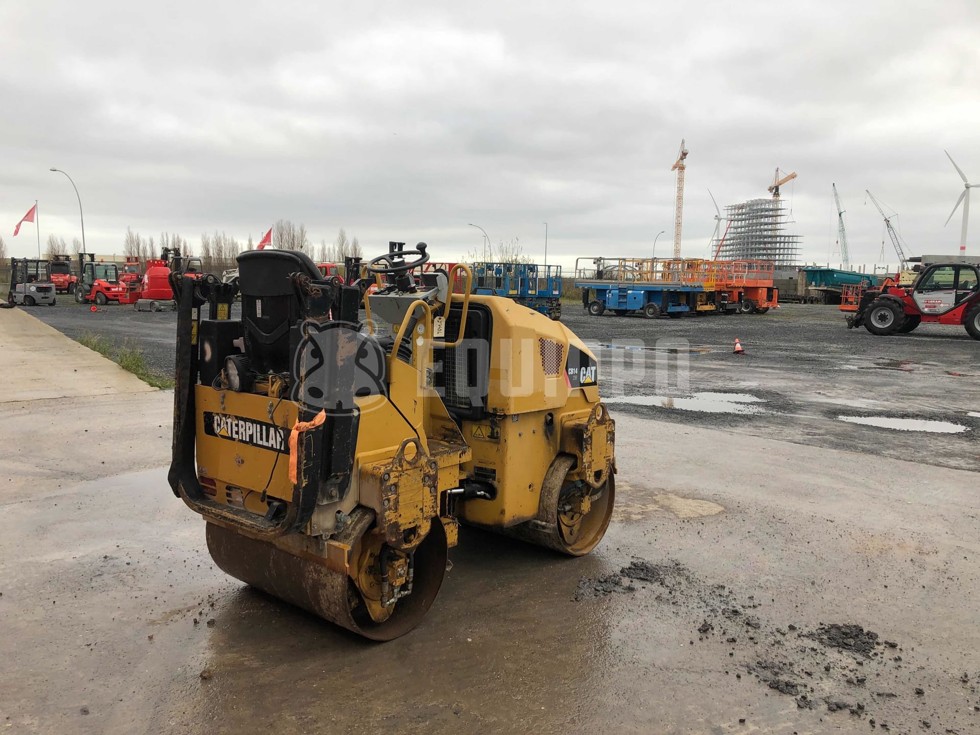 Caterpillar CB14  - - Used Tandem Roller