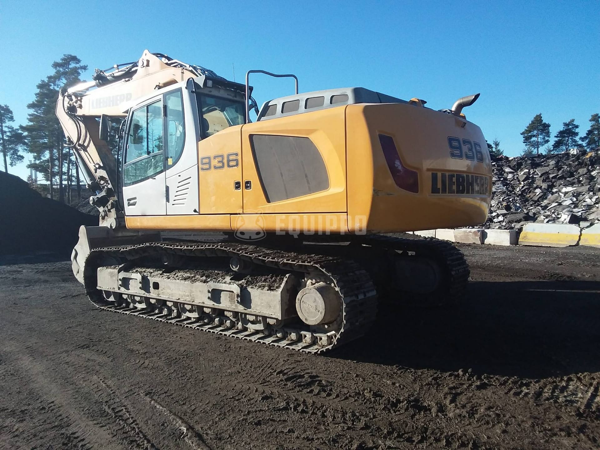 Liebherr R936LC - - Used Tracked Excavator