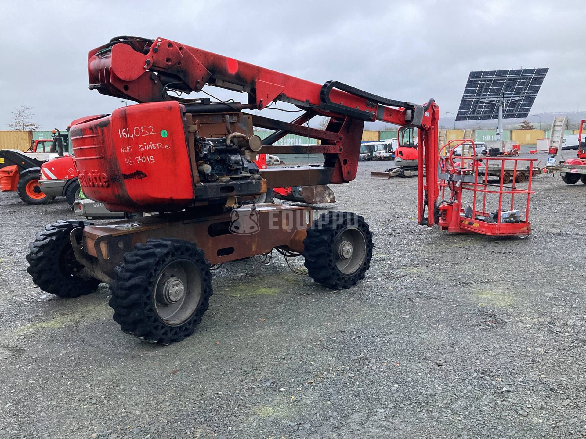 Haulotte HA16 RTJ (For parts only) - - Used Articulated Boom Lift