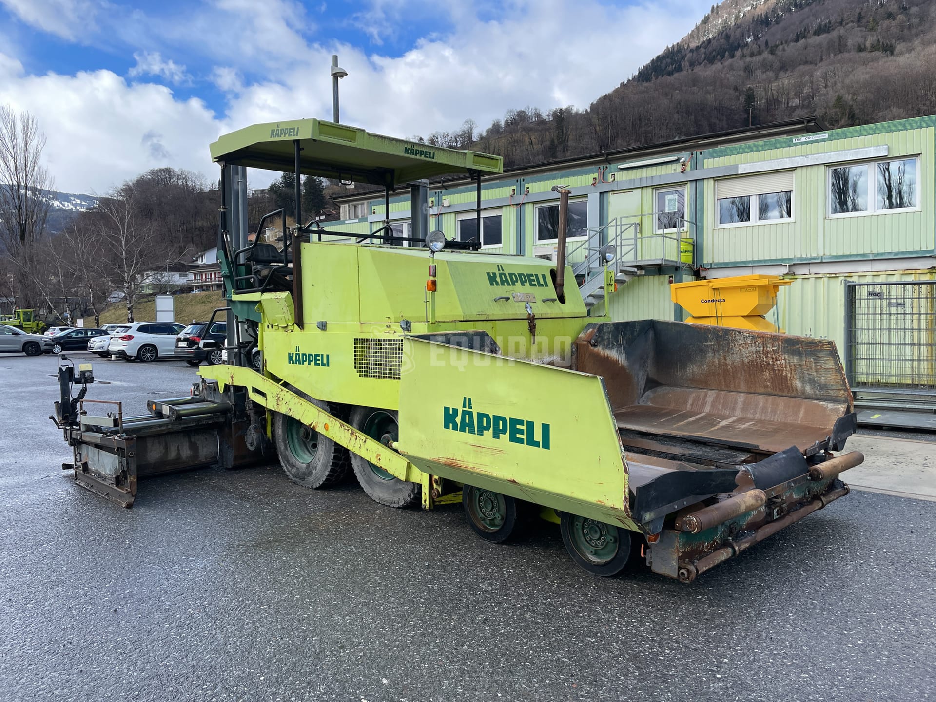 Dynapac F161-8W  - - Used Asphalt Paver