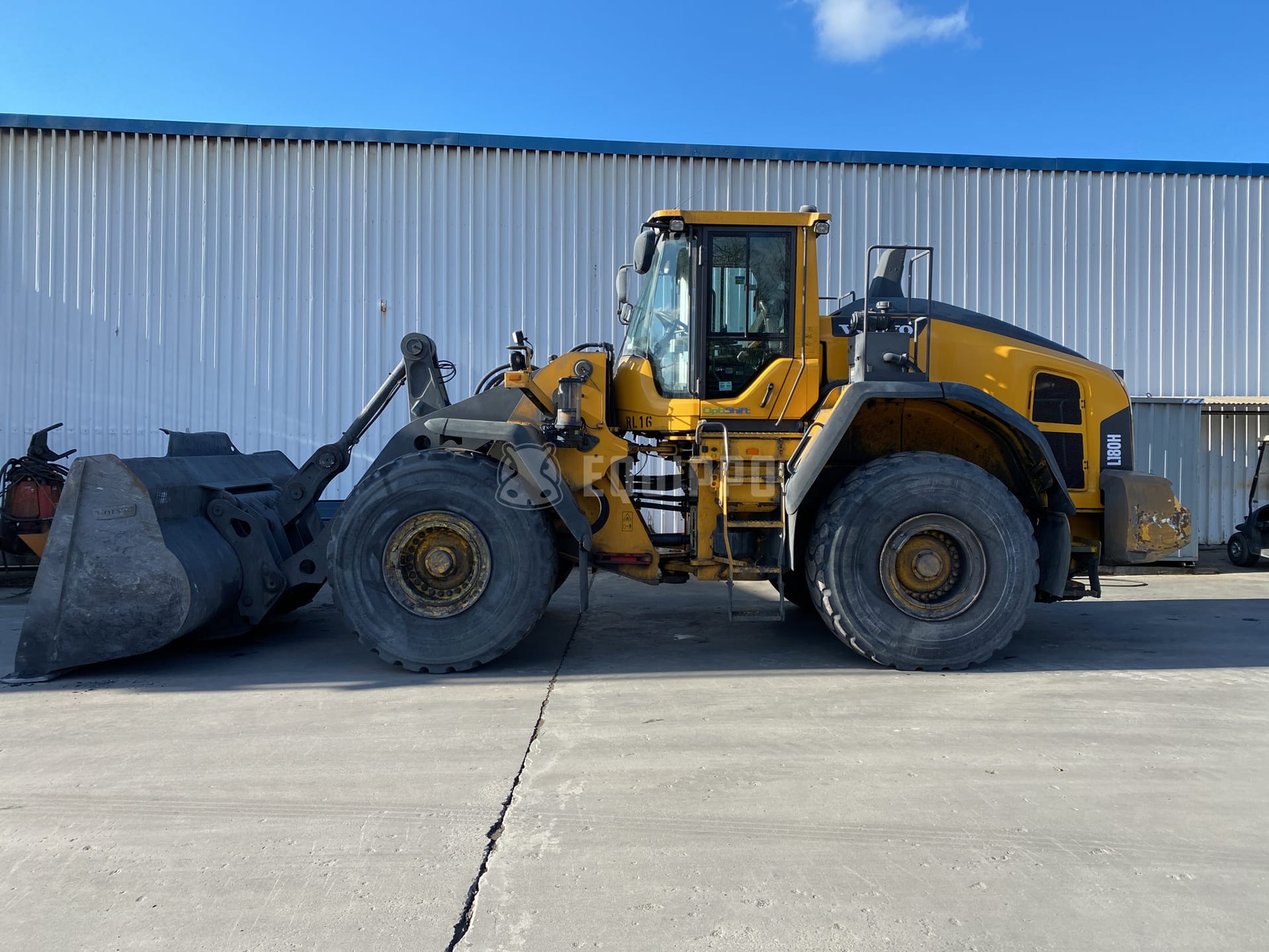 Volvo L180H - - Used Wheel Loader