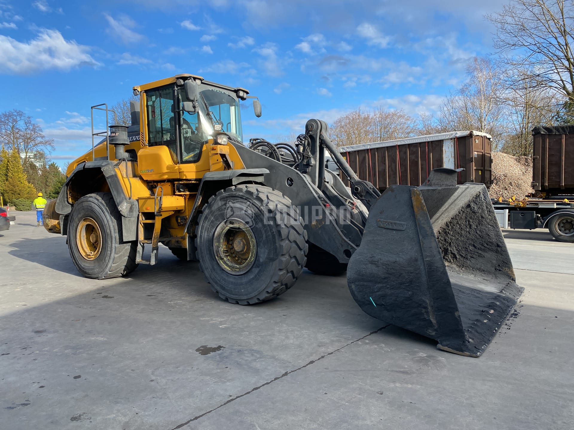 Volvo L180H - - Used Wheel Loader