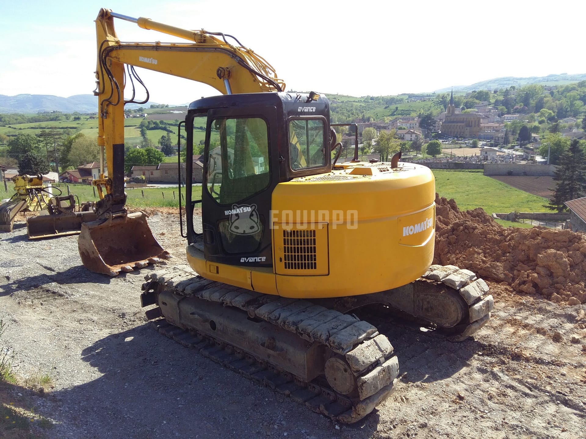Komatsu PC128 US-2 - - Used Midi Excavator 7t - 12t