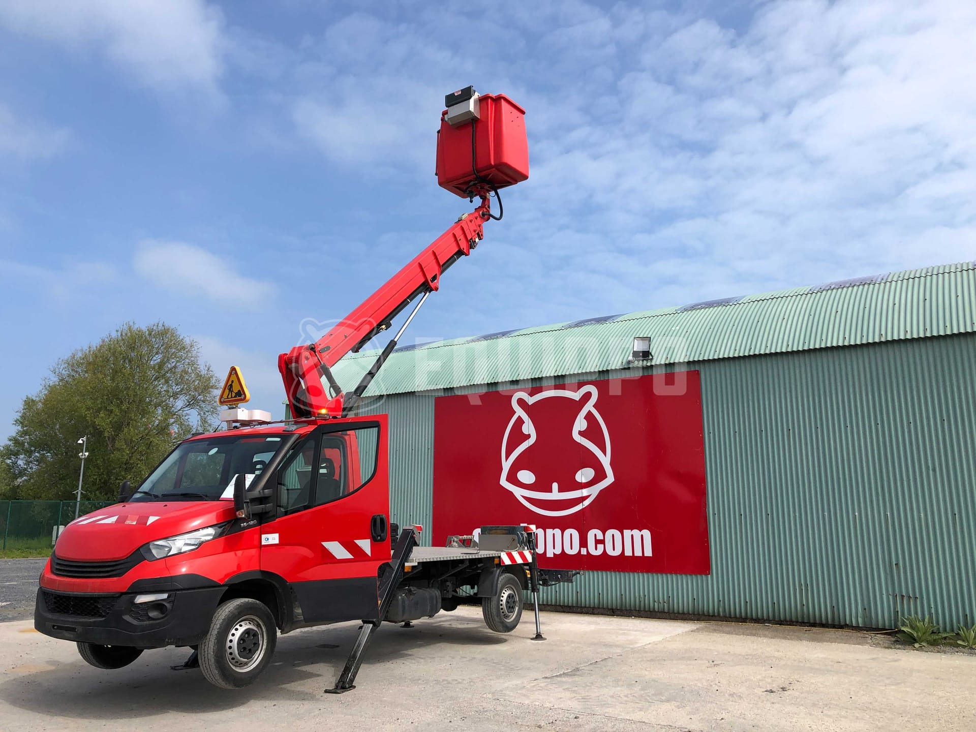 CTE B17 / Iveco 35-120  - - Used Truck-Mounted Boom Lift