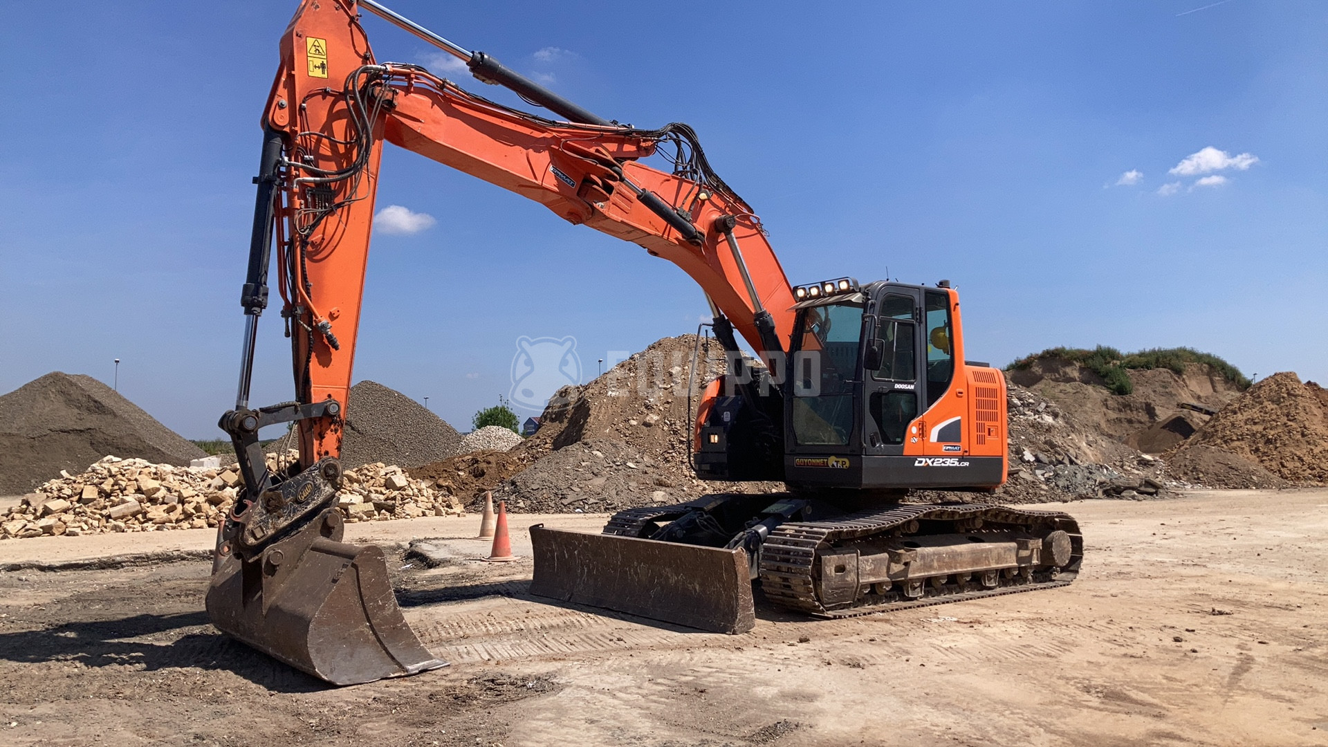 Doosan DX235LCR-5  - - Used Tracked Excavator