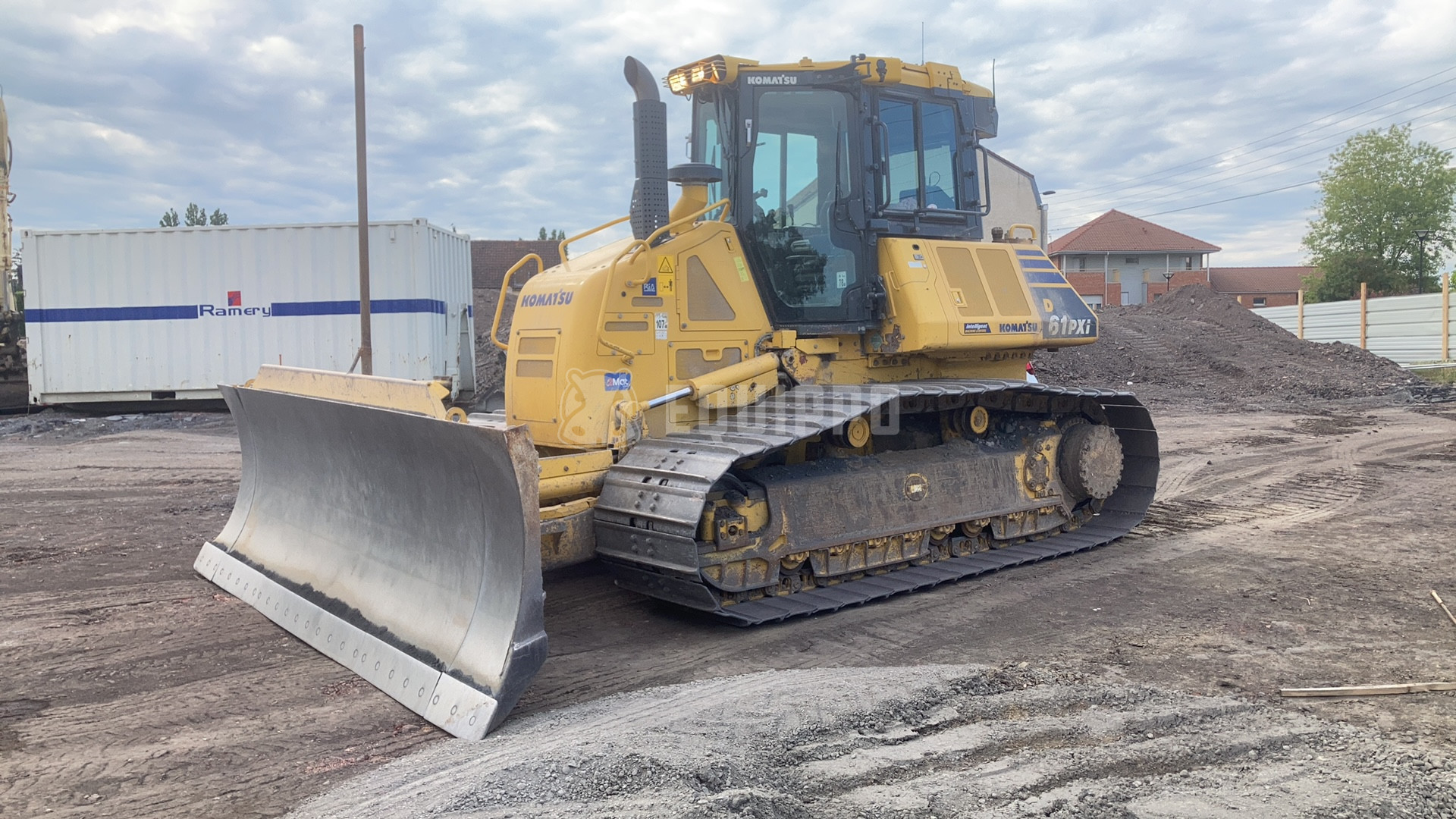 Komatsu D61PXi-24E0 - - Bulldozer sobre Orugas Usada