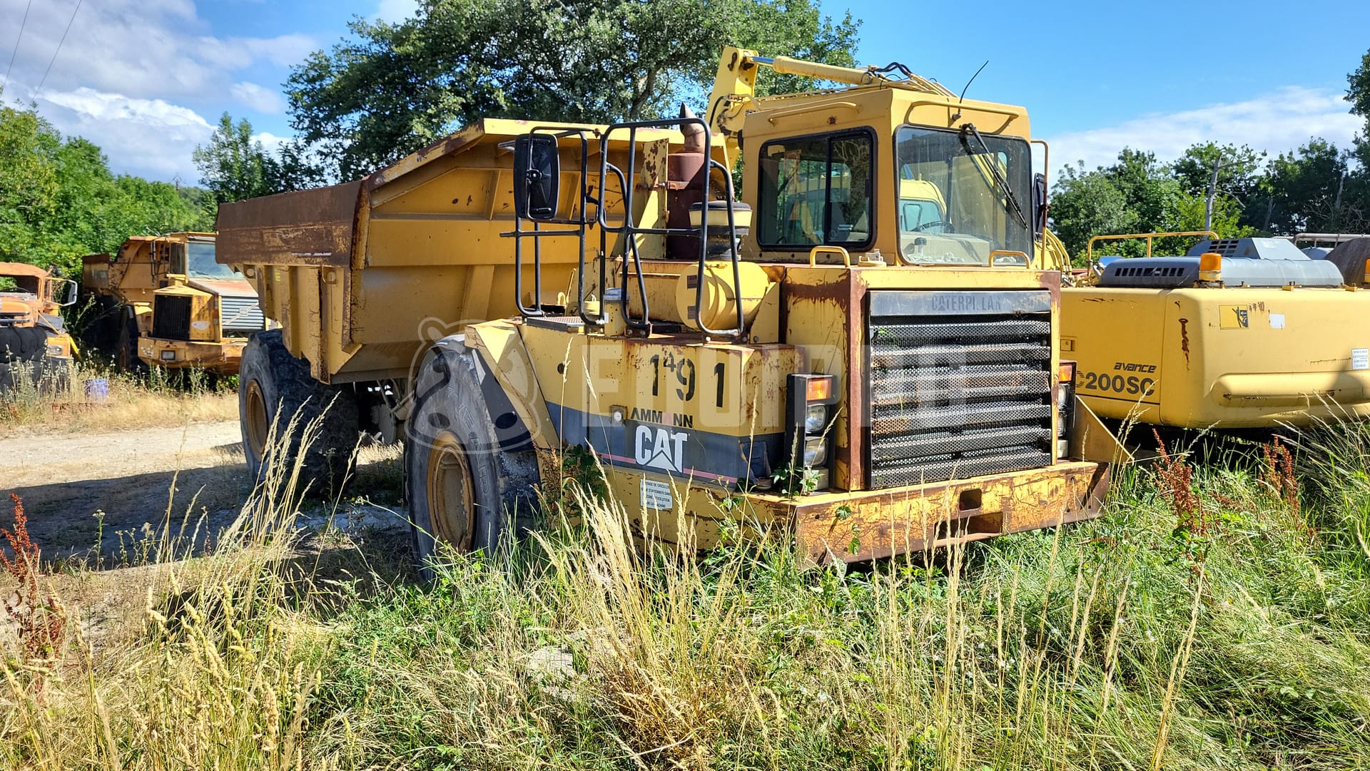 Caterpillar D30D - - Used Articulated Dump Truck