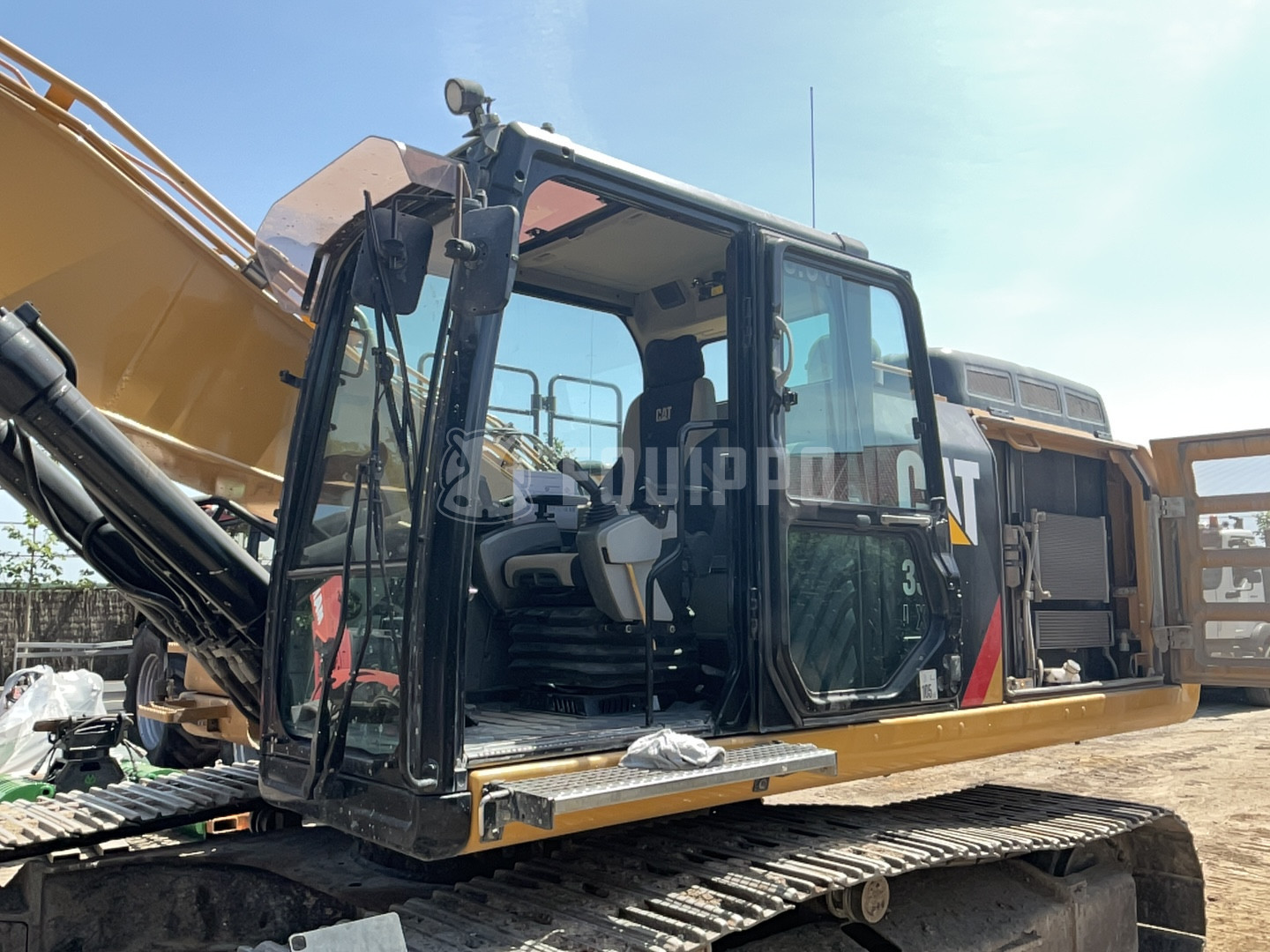 Caterpillar 336F L XE - - Used Tracked Excavator