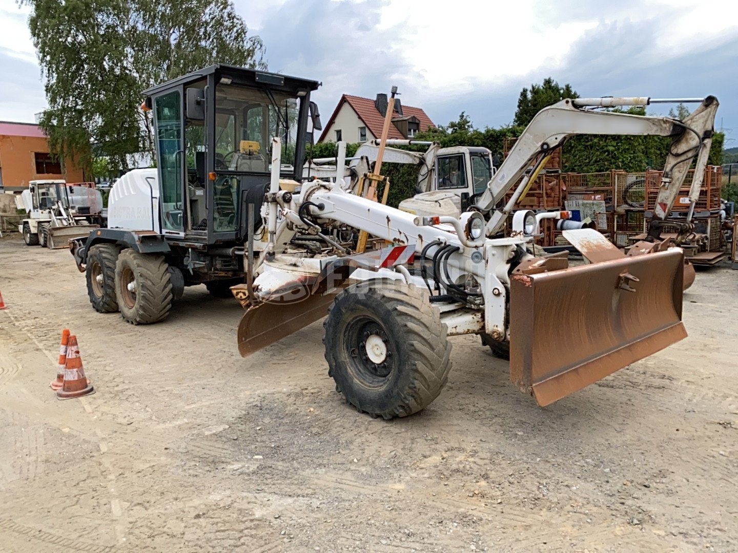 O & K F 106.6 A - - Used Motor Grader