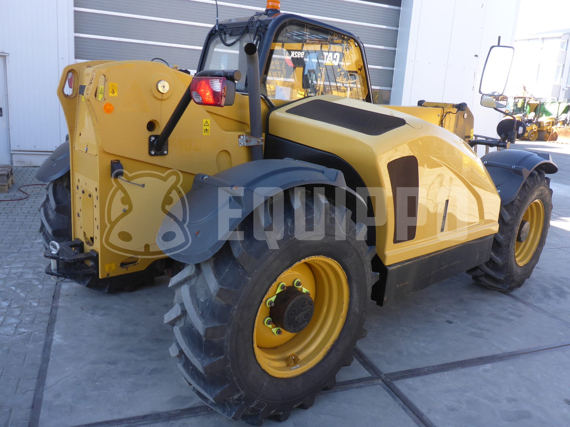 Caterpillar TH337C  - - Used Telescopic Forklift
