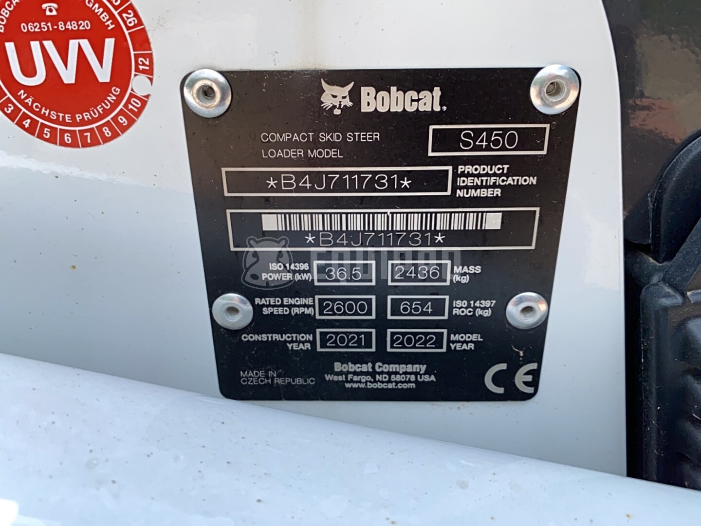 Bobcat S450 - - Used Wheeled Skid Steer