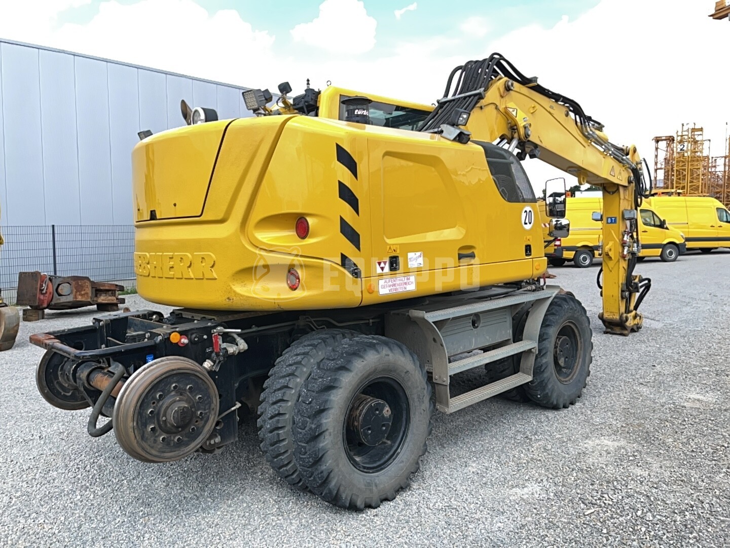 Liebherr A922 ZW with railway-permit - - Used Rail Road Excavator