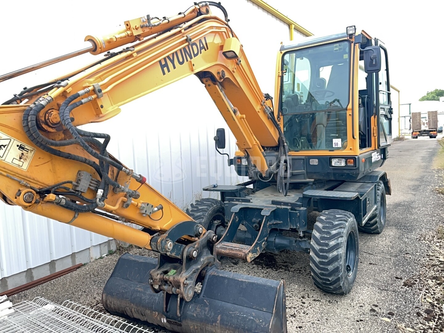 Hyundai R55W-9A  - - Gebrauchte  Mobilbagger