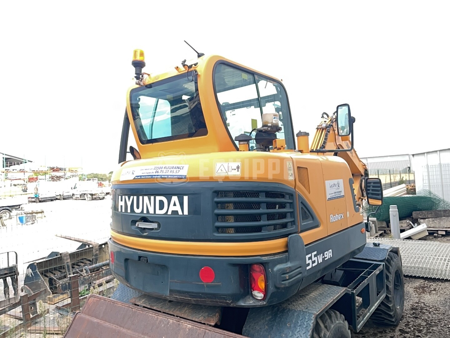 Hyundai R55W-9A  - - Gebrauchte  Mobilbagger
