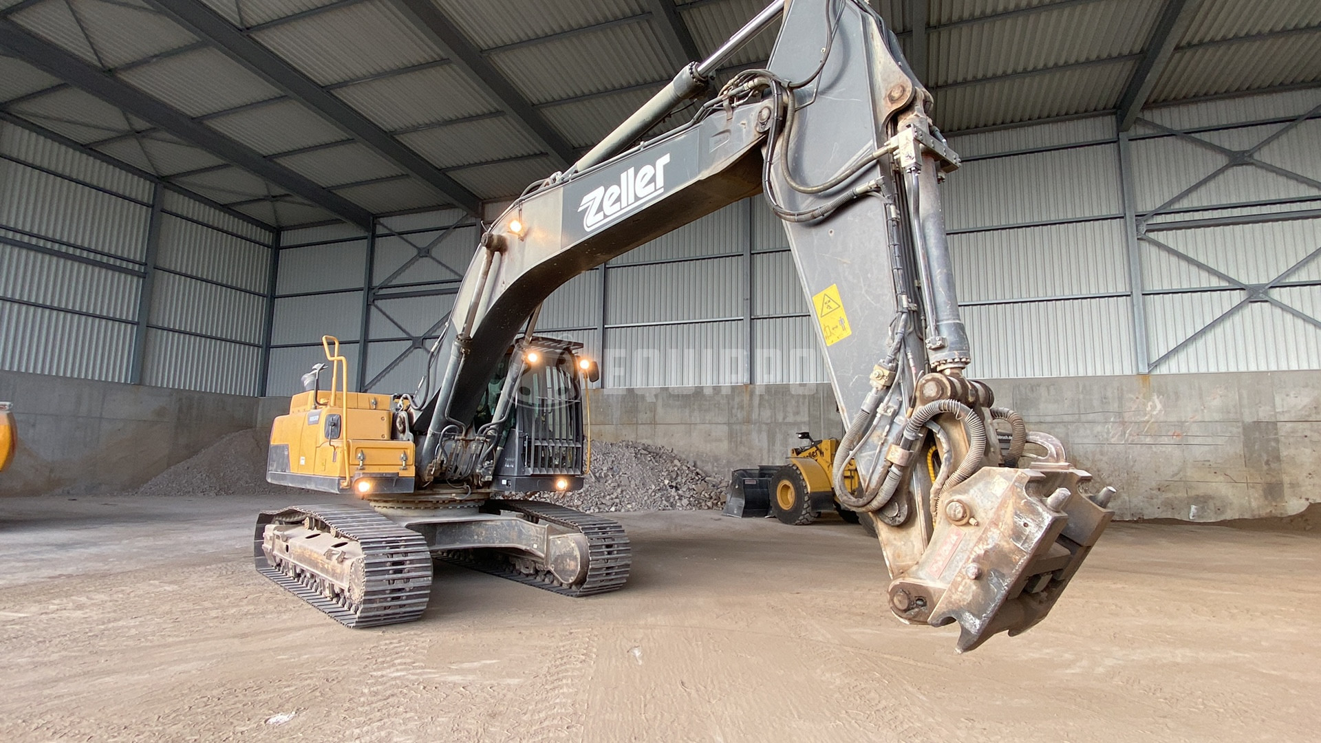 Volvo EC300DNL - - Used Tracked Excavator