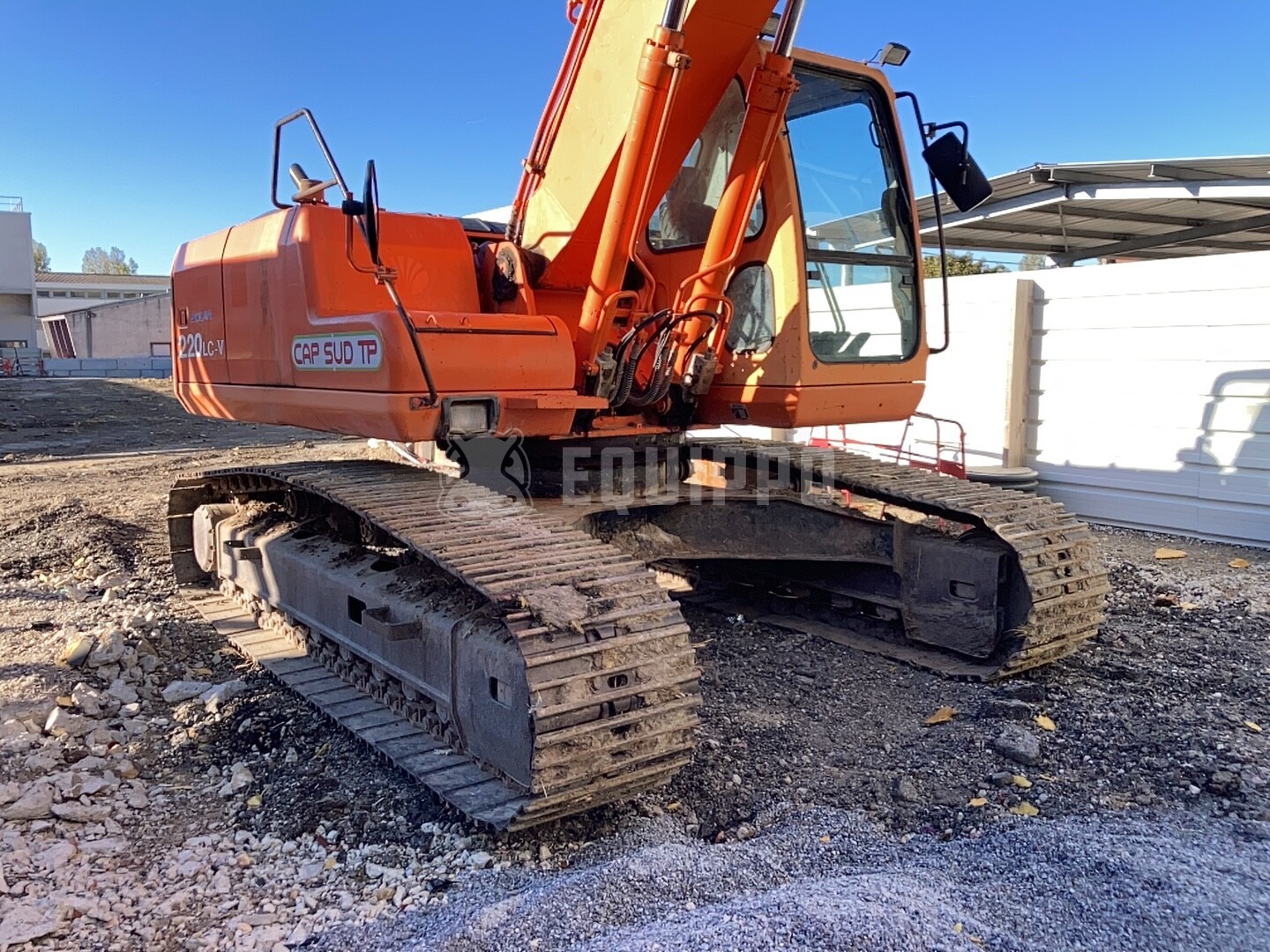 Doosan Solar 220 LC-V - - Used Tracked Excavator