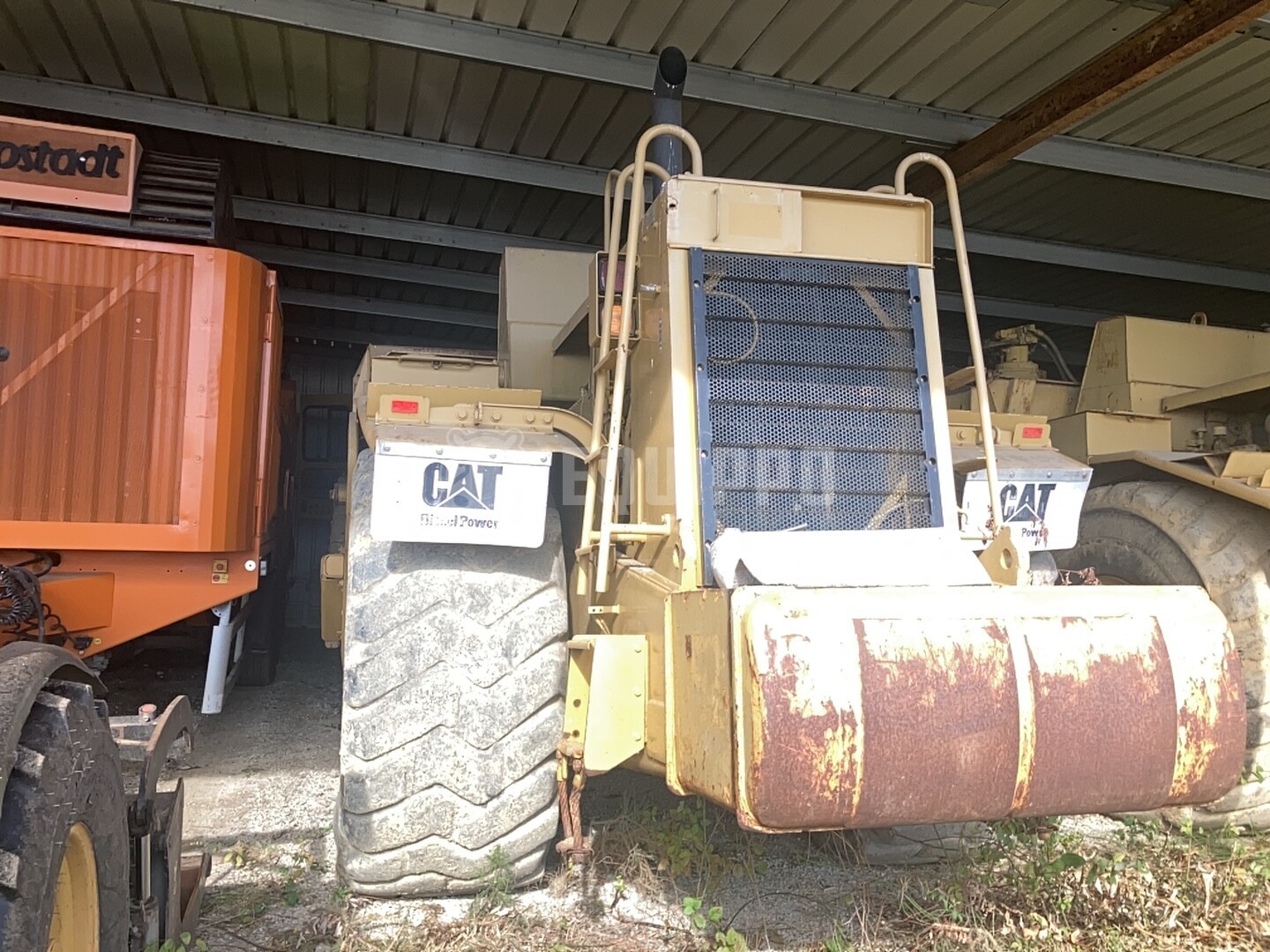 Caterpillar 627 F - - Used Scraper